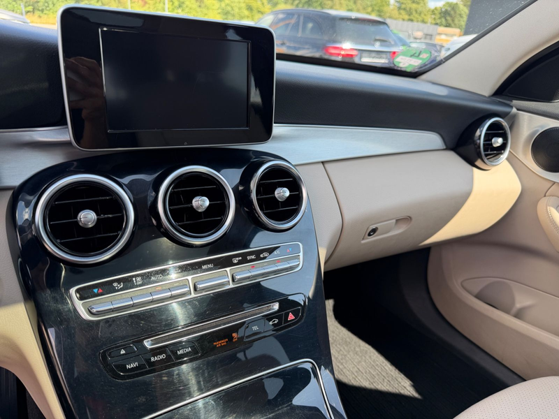 Mercedes-Benz C 220 BlueTec d Avantgarde Pano Navi LED AHK — photo 10