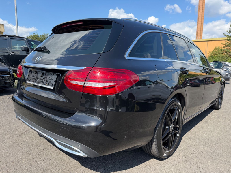 Mercedes-Benz C 220 BlueTec d Avantgarde Pano Navi LED AHK — photo 5