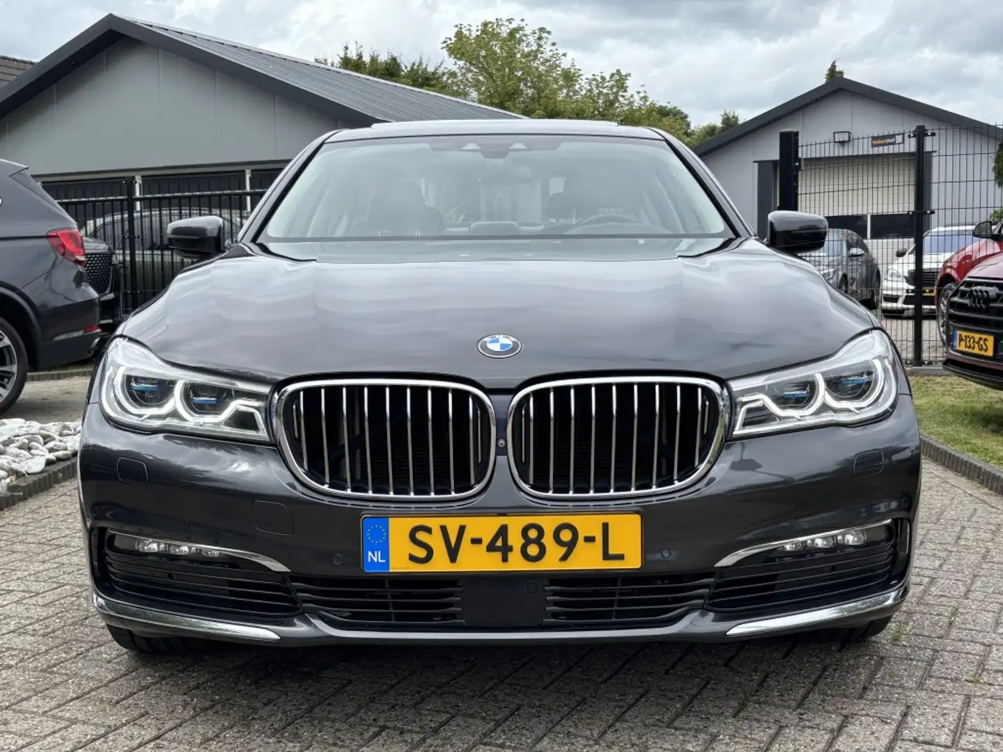 BMW 740 7-serie 740D X-Drive High Executive 2017 Schuifdak Gris - 2