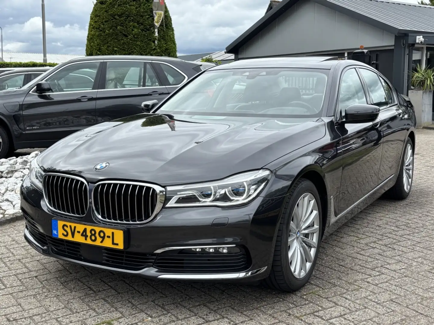 BMW 740 7-serie 740D X-Drive High Executive 2017 Schuifdak Gris - 1