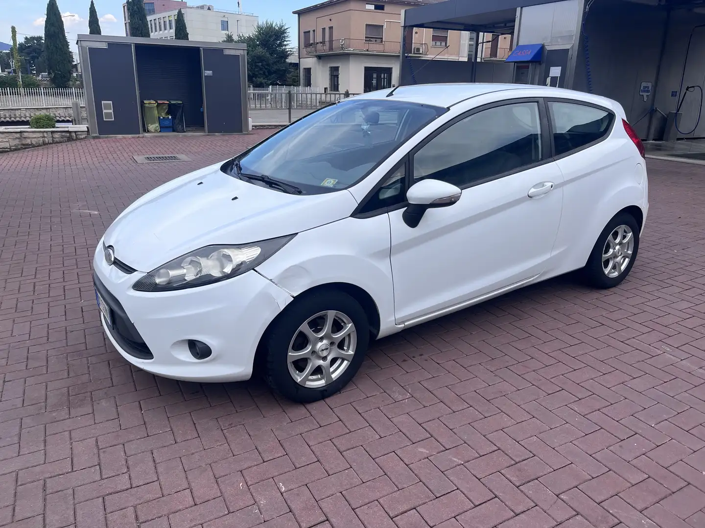 Ford Fiesta 3p 1..2 16v + Gpl - 2
