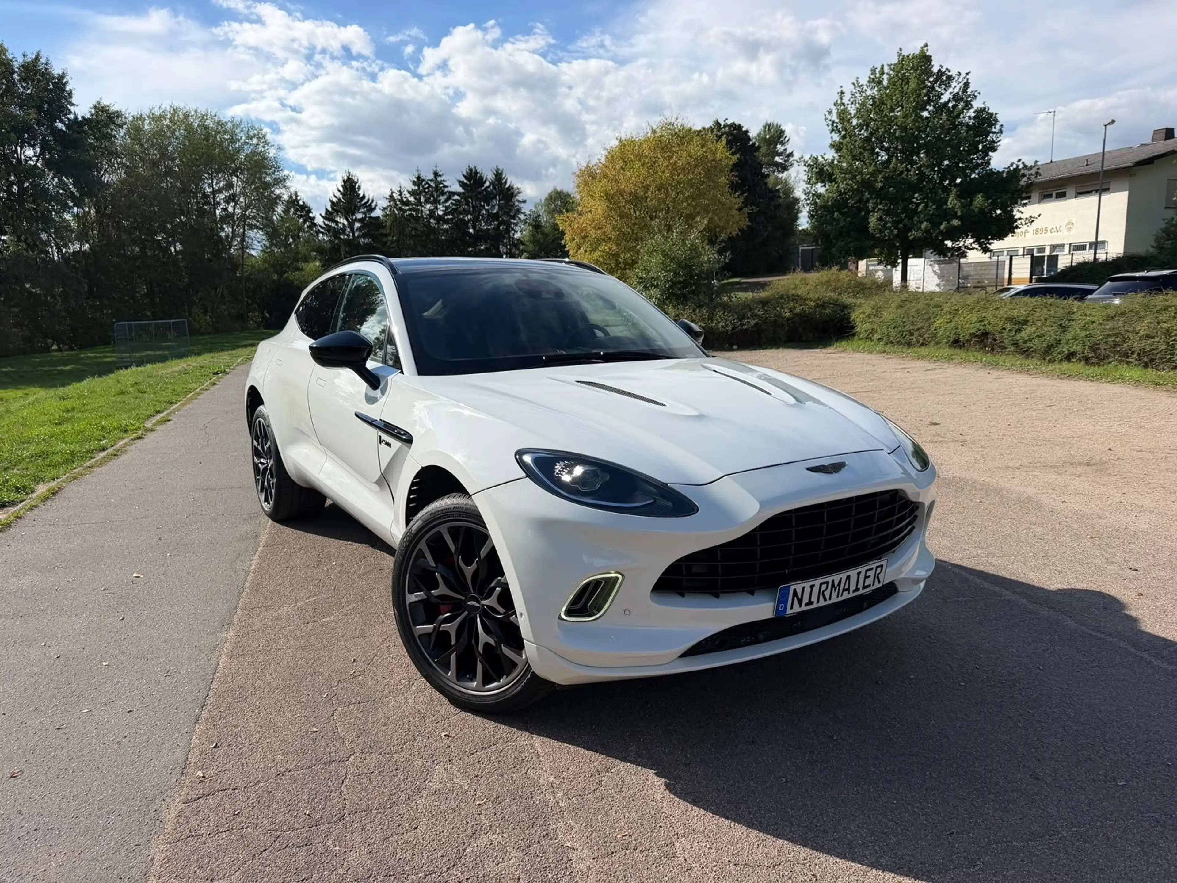 Aston Martin DBX 1913 EDITION 1 OF 500 DEUTSCH SCHECKHEFT