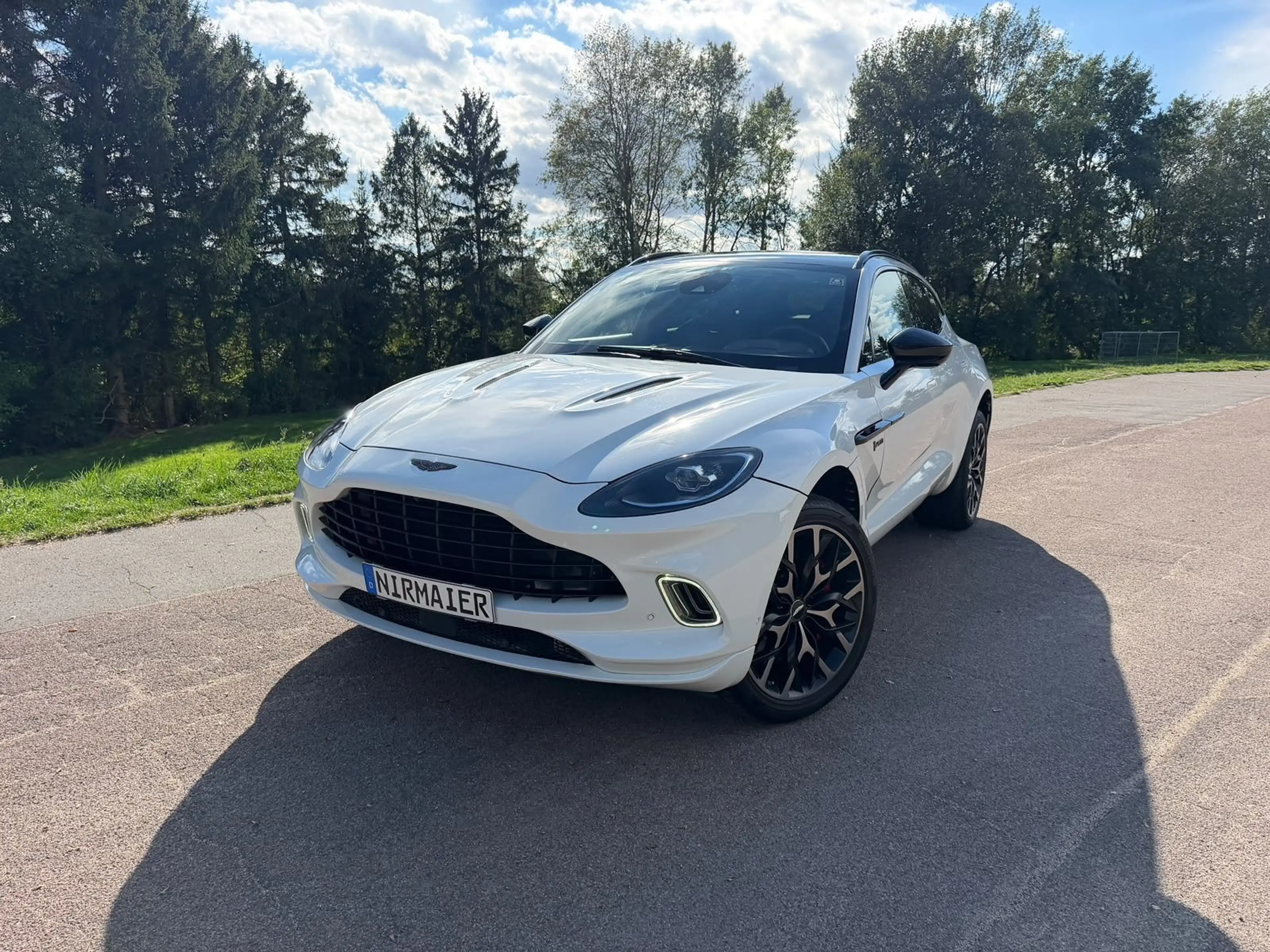 Aston Martin DBX 1913 EDITION 1 OF 500 DEUTSCH SCHECKHEFT — photo 3