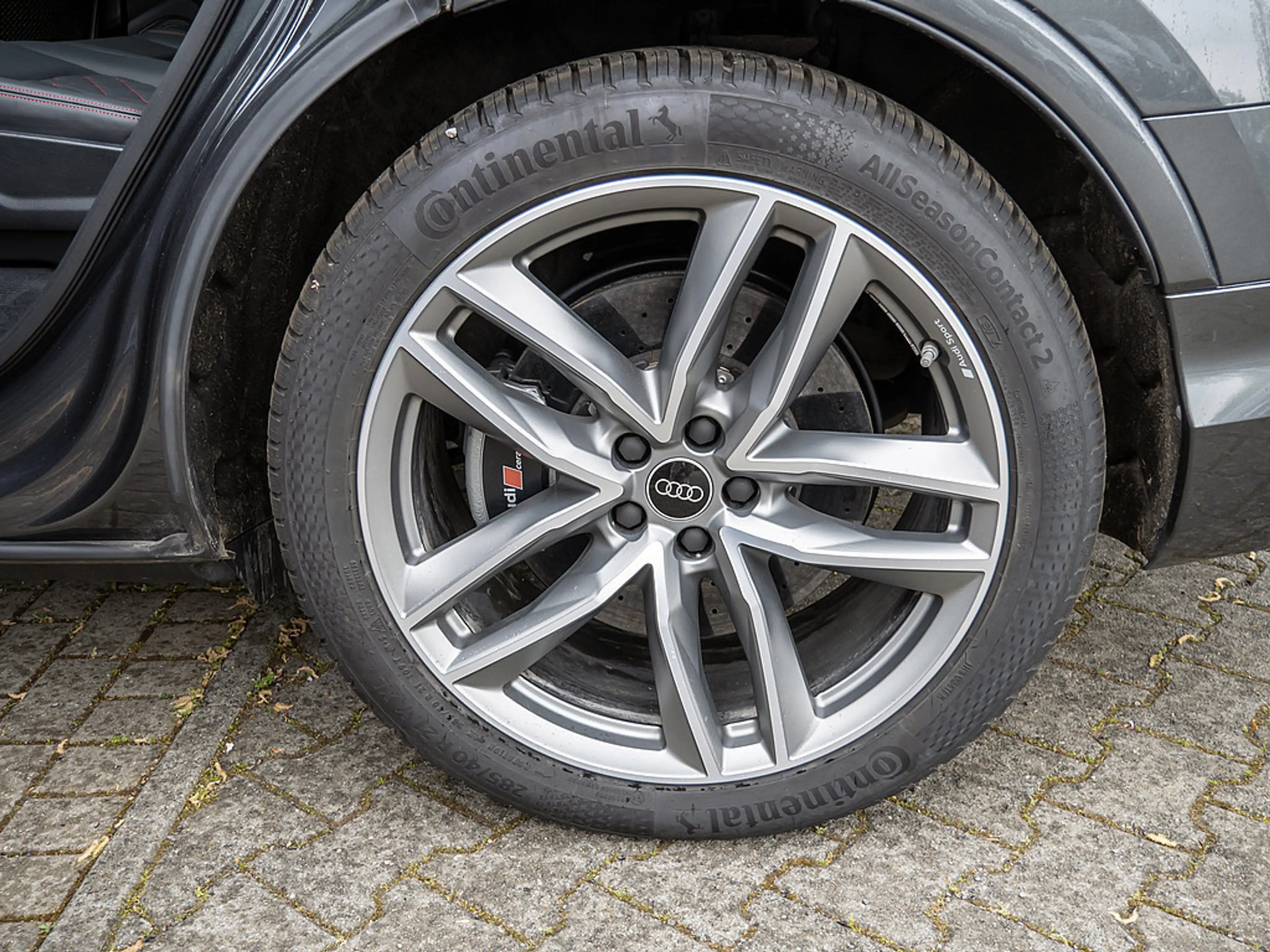 Audi SQ7 SUV TFSI quattro LASER PANO AHK STANDHZ — photo 8