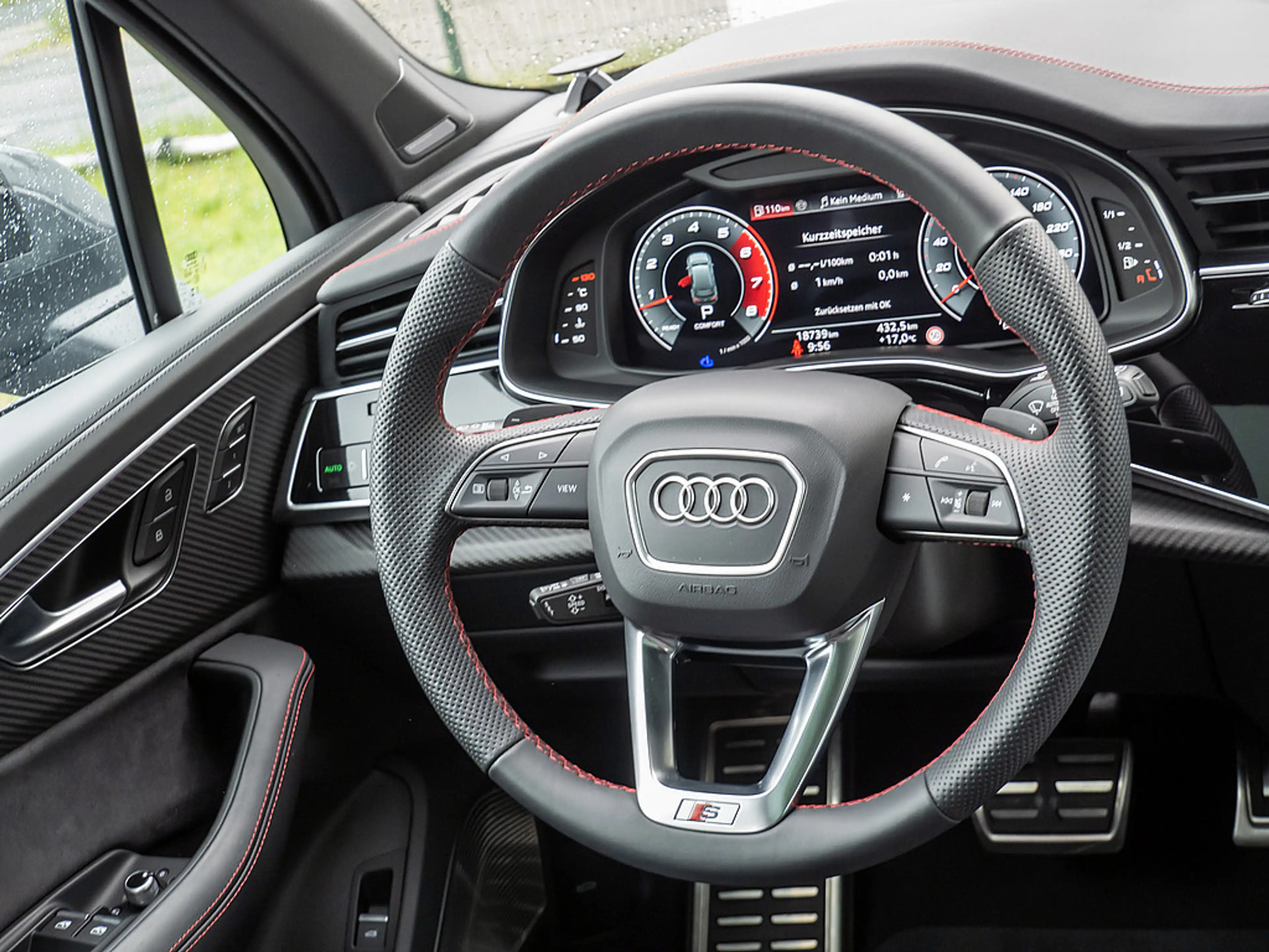 Audi SQ7 SUV TFSI quattro LASER PANO AHK STANDHZ — photo 10