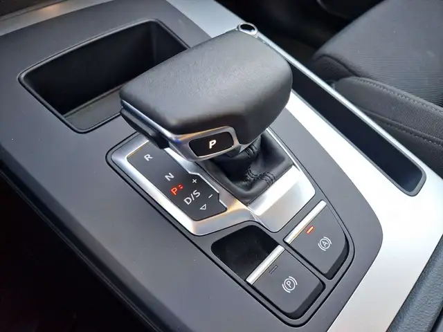 Audi Q5 40 TDI quattro * S-LINE * PANORAMADACH * AHK Ansicht 32