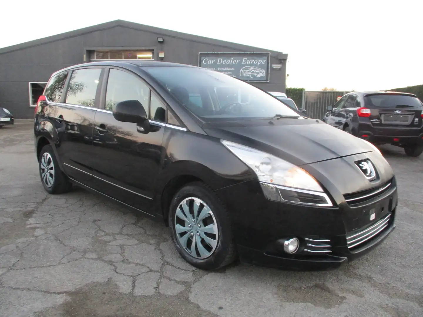 Peugeot 5008 1.6 HDI Navi/Auto Airco/7-Zitplaatsen Noir - 2
