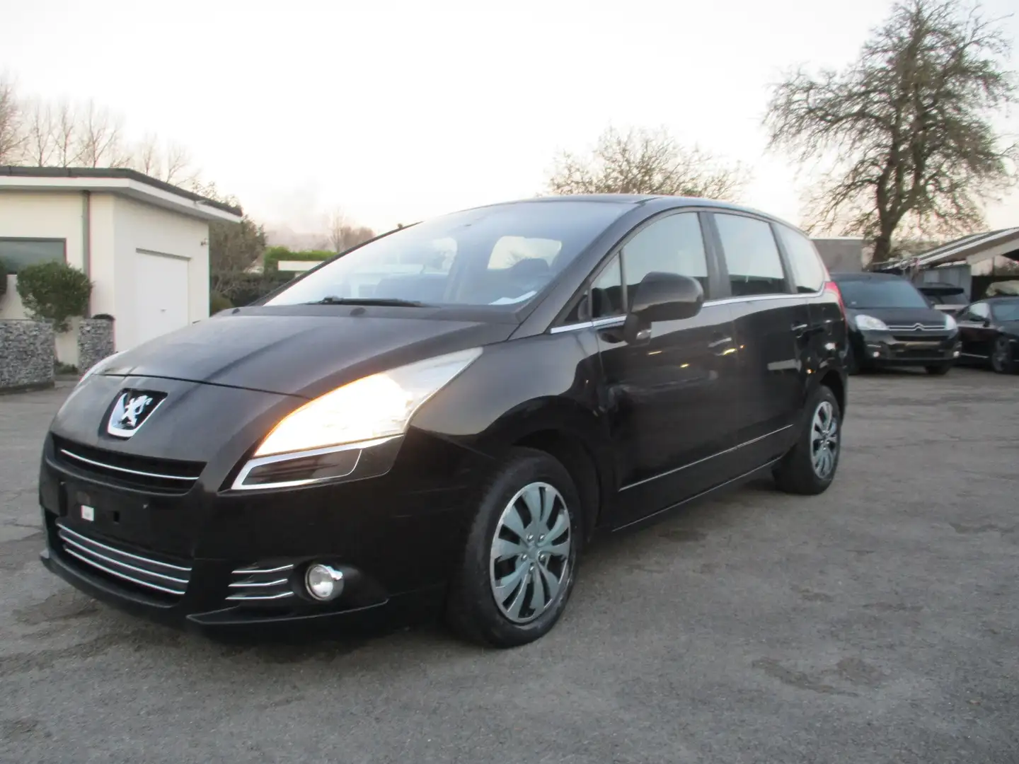 Peugeot 5008 1.6 HDI Navi/Auto Airco/7-Zitplaatsen Noir - 1