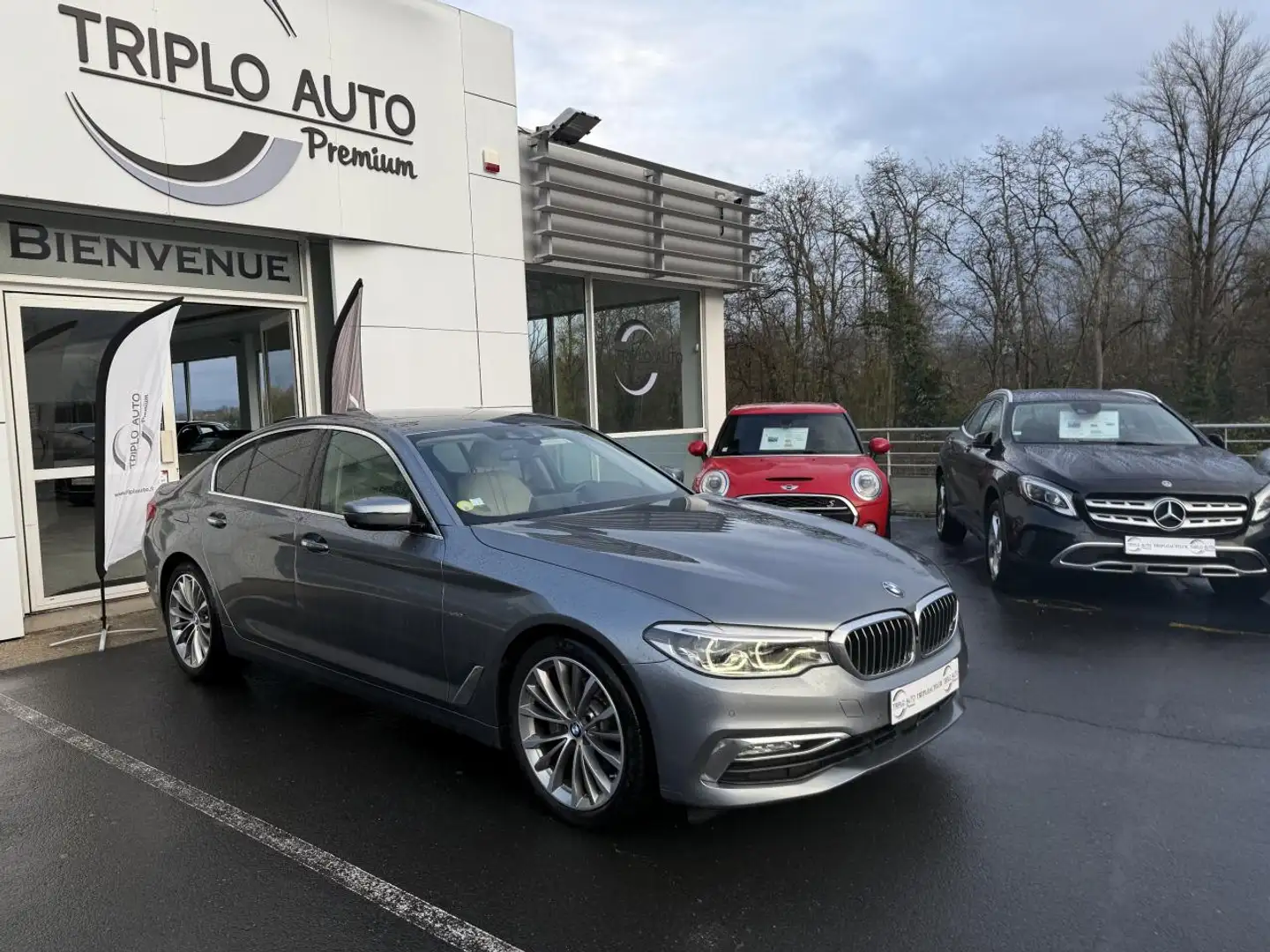BMW 520 520d - BVA Steptronic G30 F90 SUIVI BMW Luxury - GPS + CAMERA AR Gris - 1