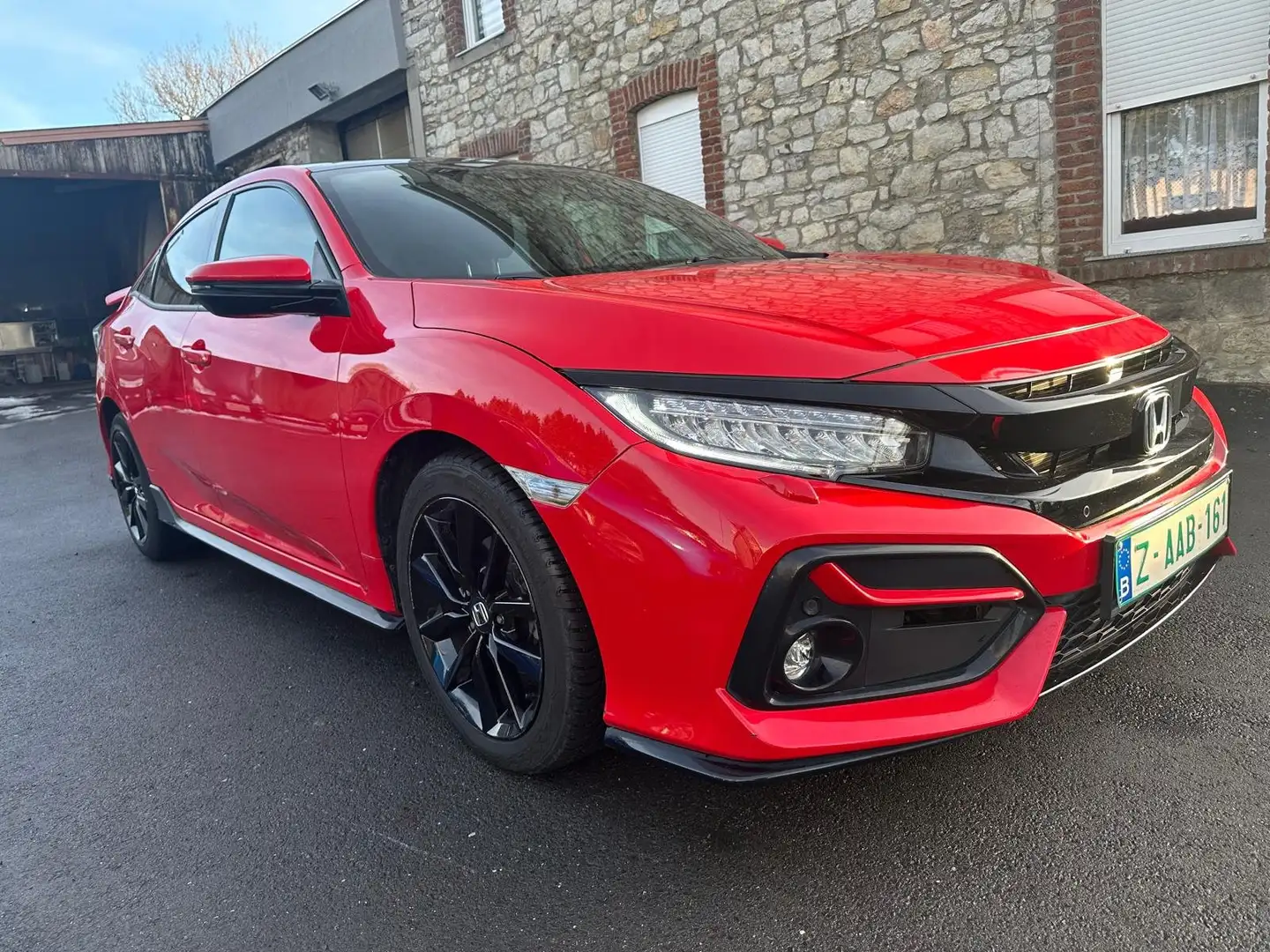 Honda Civic 1.0 i-VTEC Executive MY21 Červená - 1