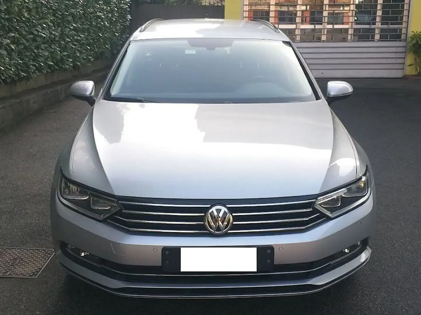 Volkswagen Passat Variant Passat Variant 1.6 tdi Comfortline 120cv Silber - 2