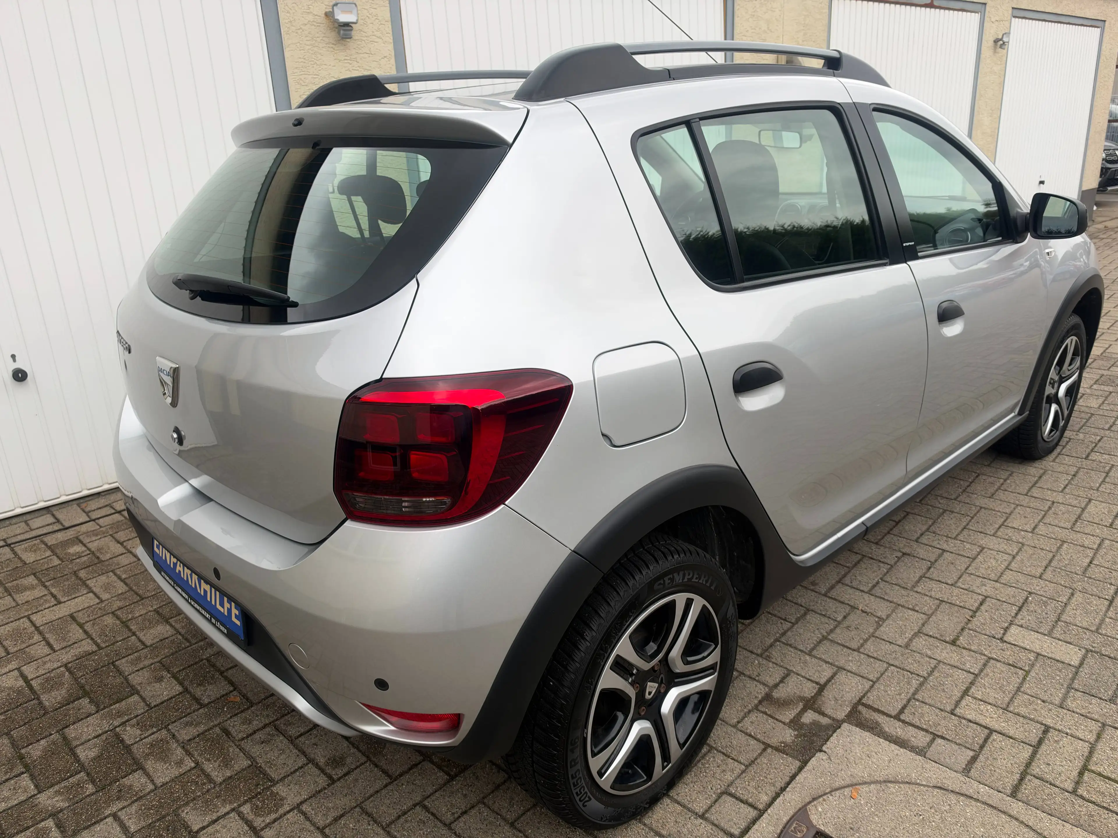 Dacia Sandero STEPWAY CELEBRATION KAMERA PDC MEDIA NAVI BLUETOOTH STARTSTOP TEMPOMAT LED AUX USB — photo 6