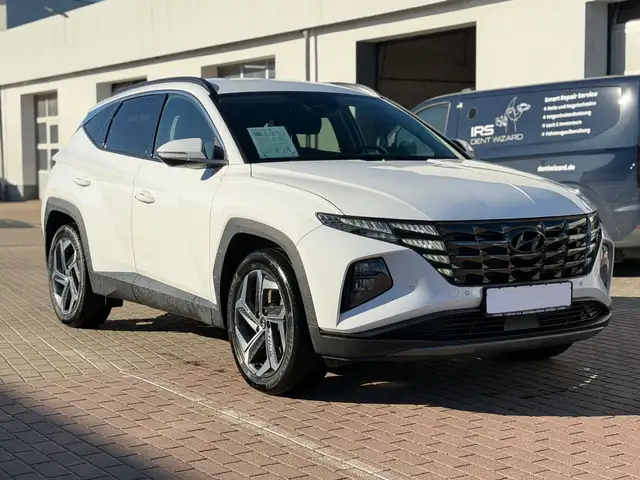 Hyundai Tucson view 3