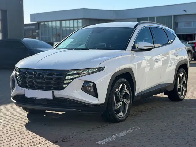 Hyundai Tucson main image