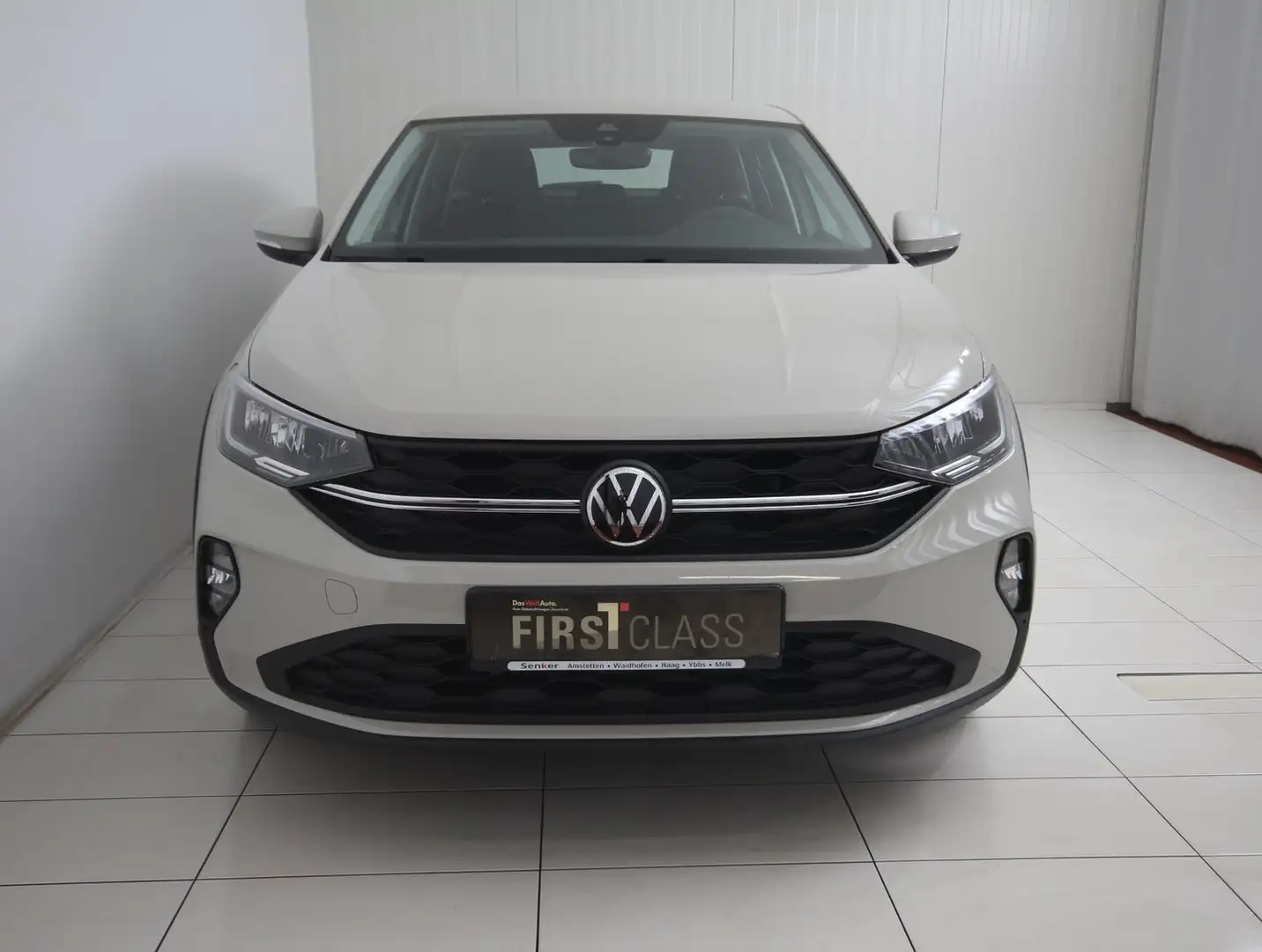 Volkswagen Taigo 4Me TSI Grau - 2