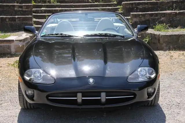 Jaguar XK8 Cabrio 2 Jahre Garantie
