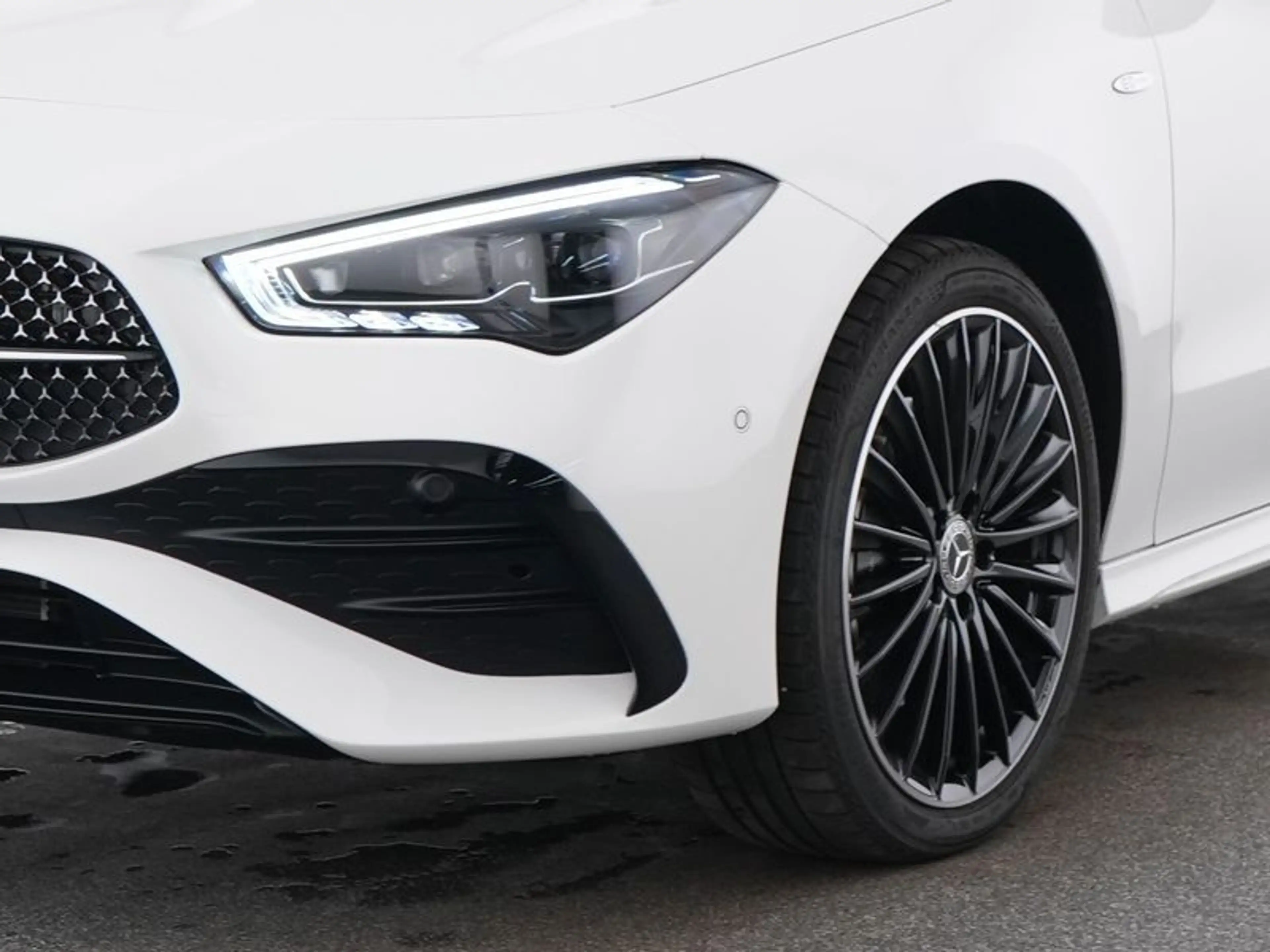 Mercedes-Benz CLA 250 CLA 250 e Shooting Brake mit EQ Hybrid Technolog — photo 4