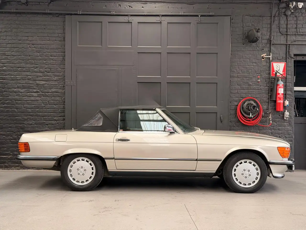 Mercedes-Benz SL 300, foto 12