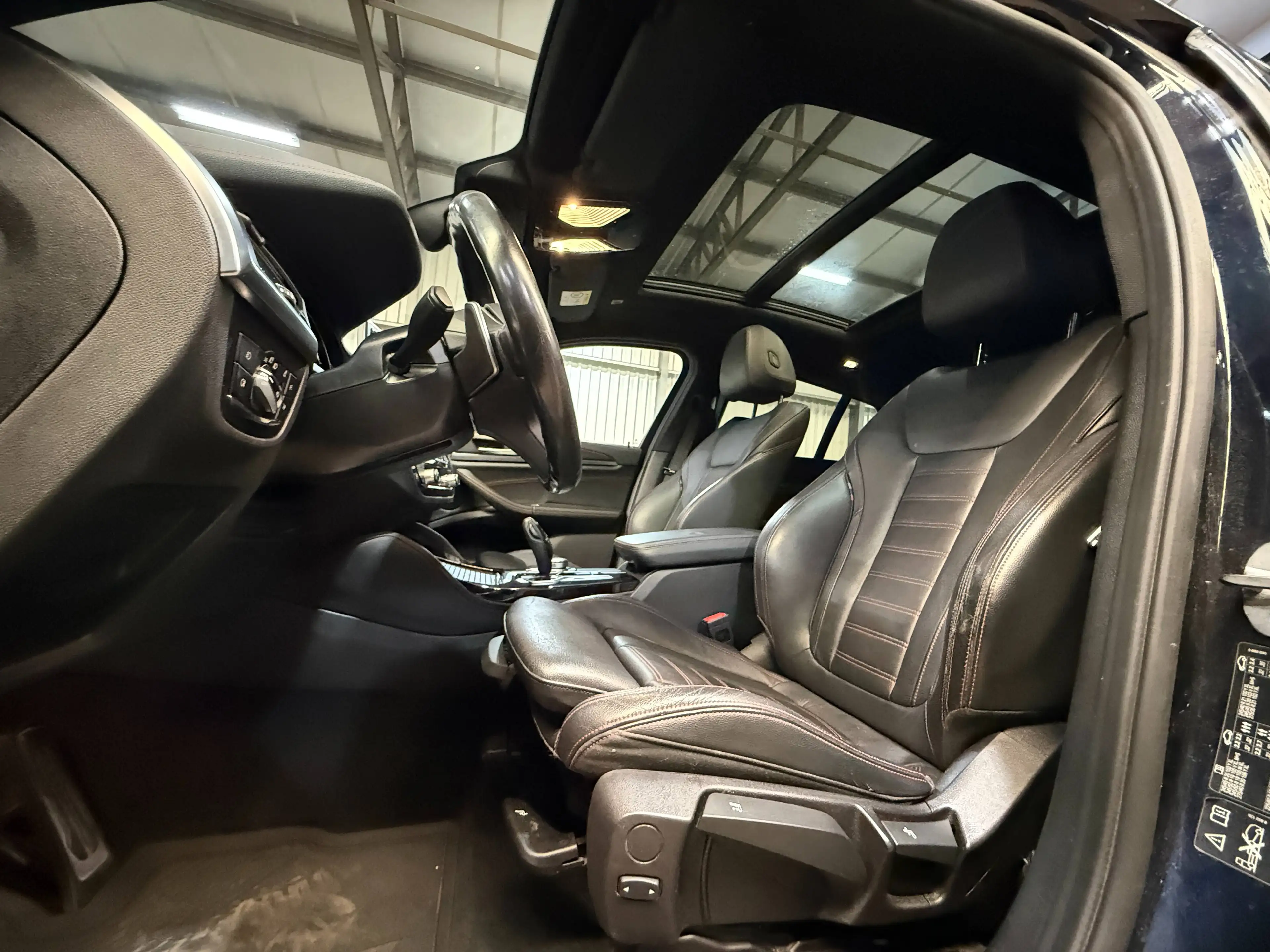 BMW X4 X4 2.0iA xDrive20 M-Pack — photo 13