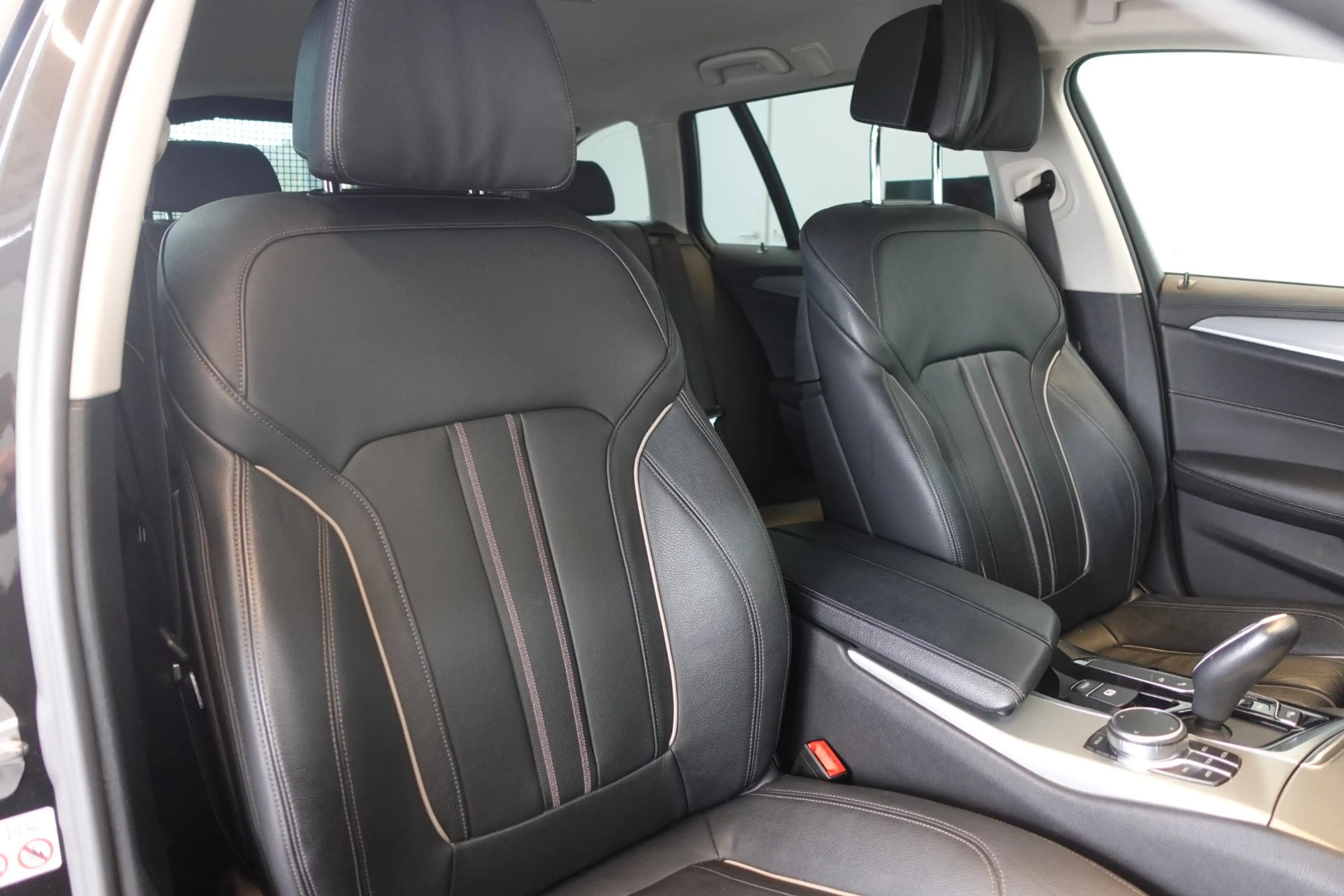 BMW 530 d xDrive G31 — photo 6