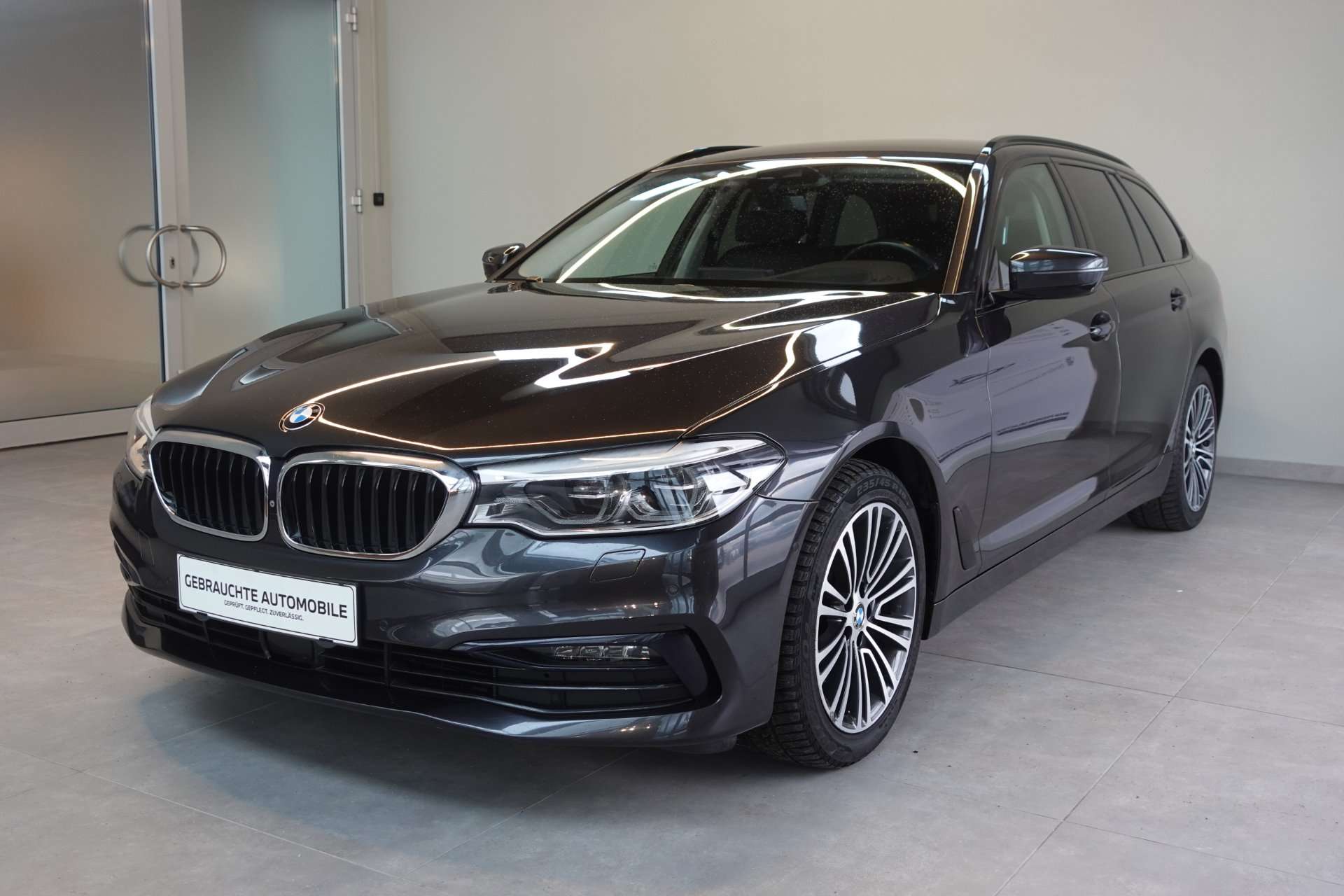 BMW 530