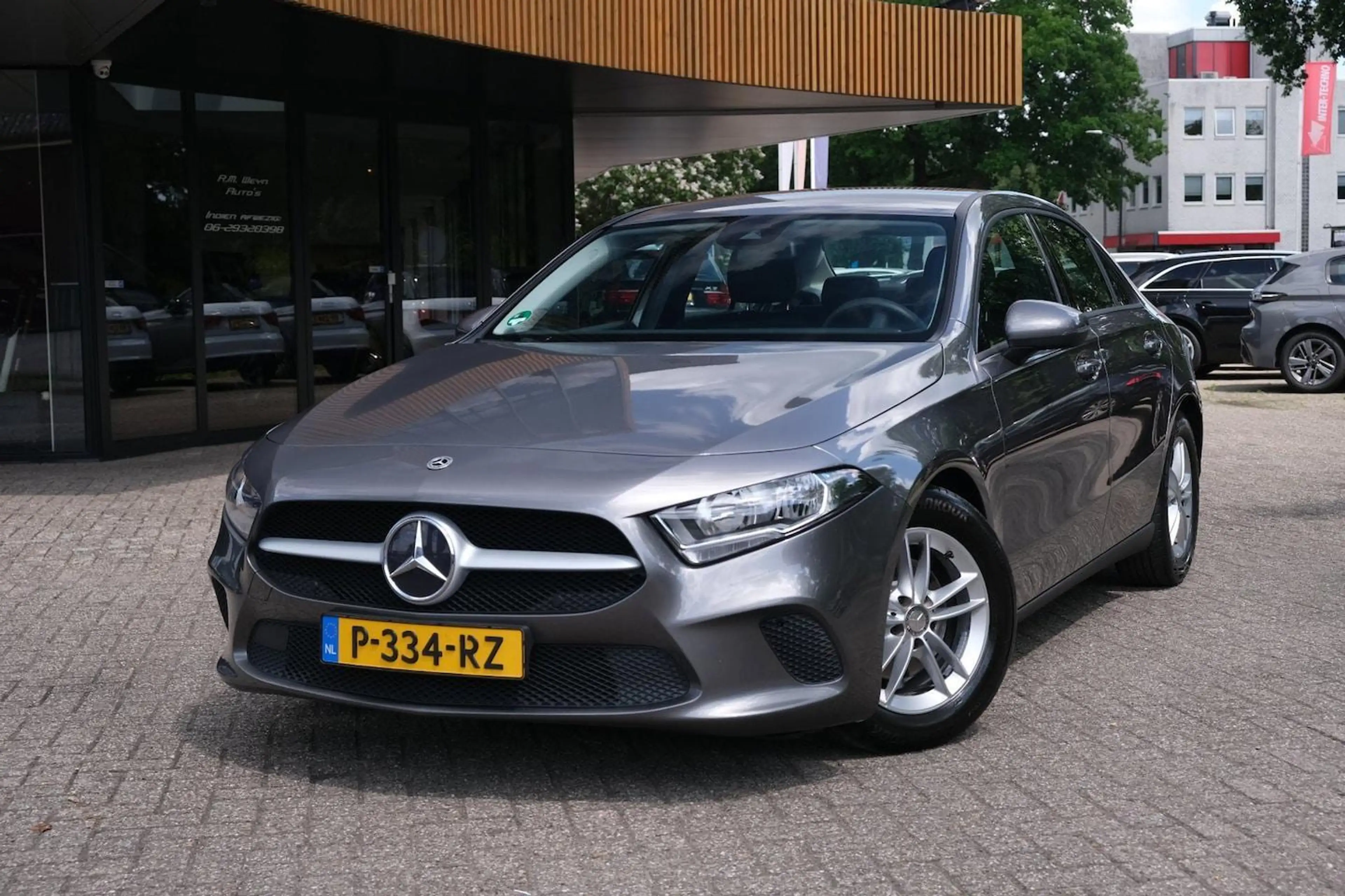 Mercedes-Benz A 180 180|Rijklaar|Camera|Apple Carplay|Android Auto|Lan
