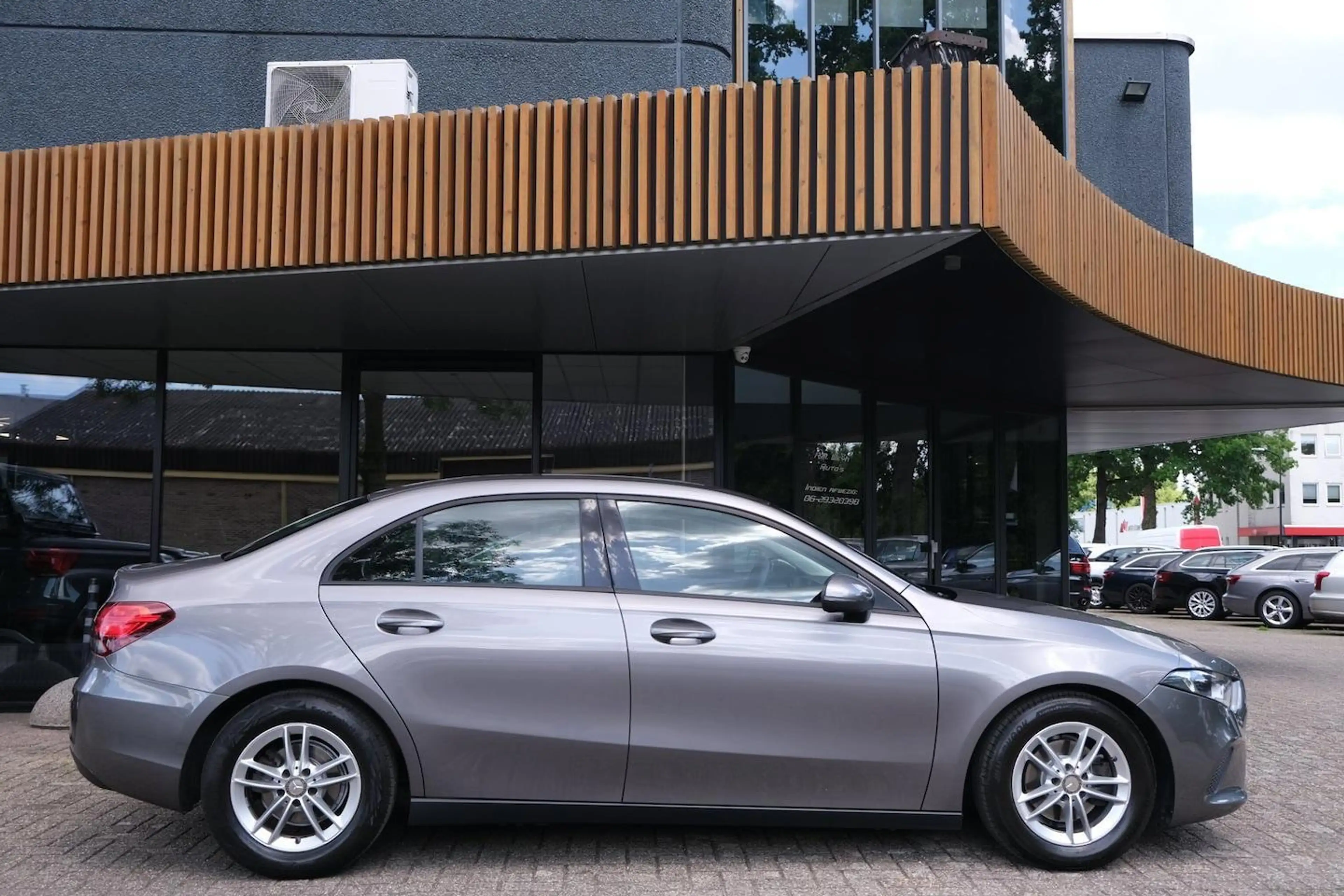 Mercedes-Benz A 180 180|Rijklaar|Camera|Apple Carplay|Android Auto|Lan — photo 4