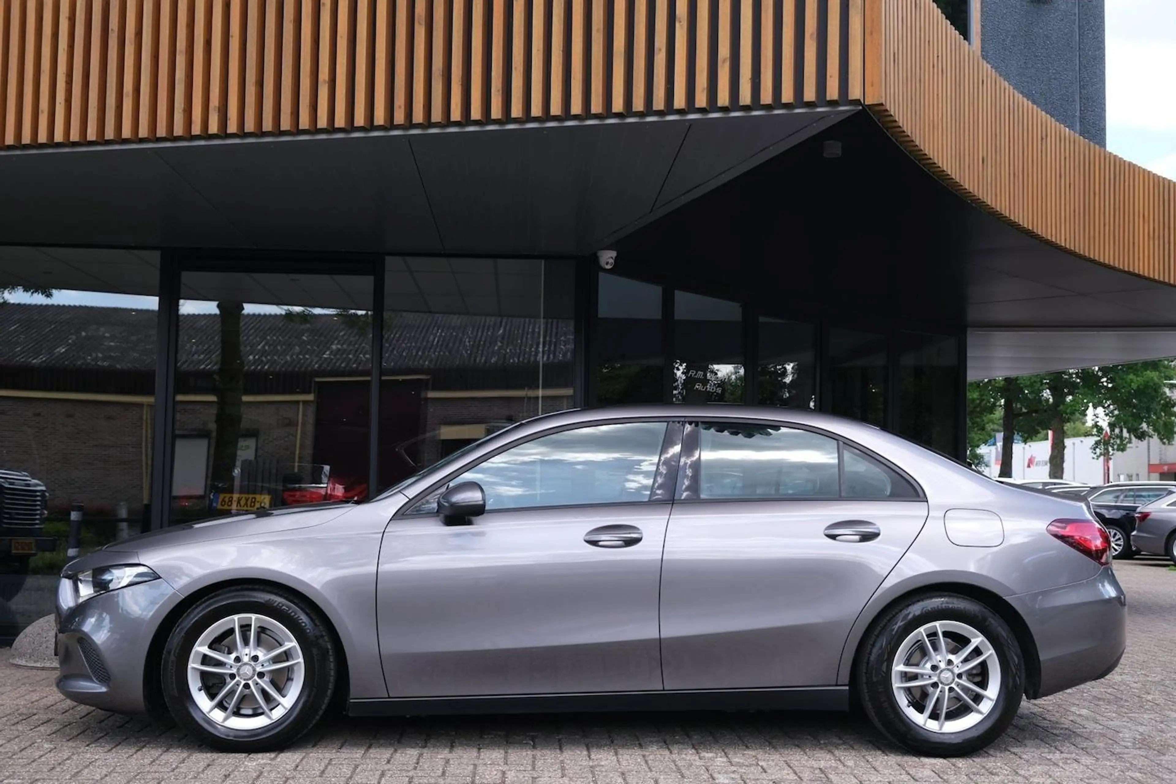 Mercedes-Benz A 180 180|Rijklaar|Camera|Apple Carplay|Android Auto|Lan — photo 3