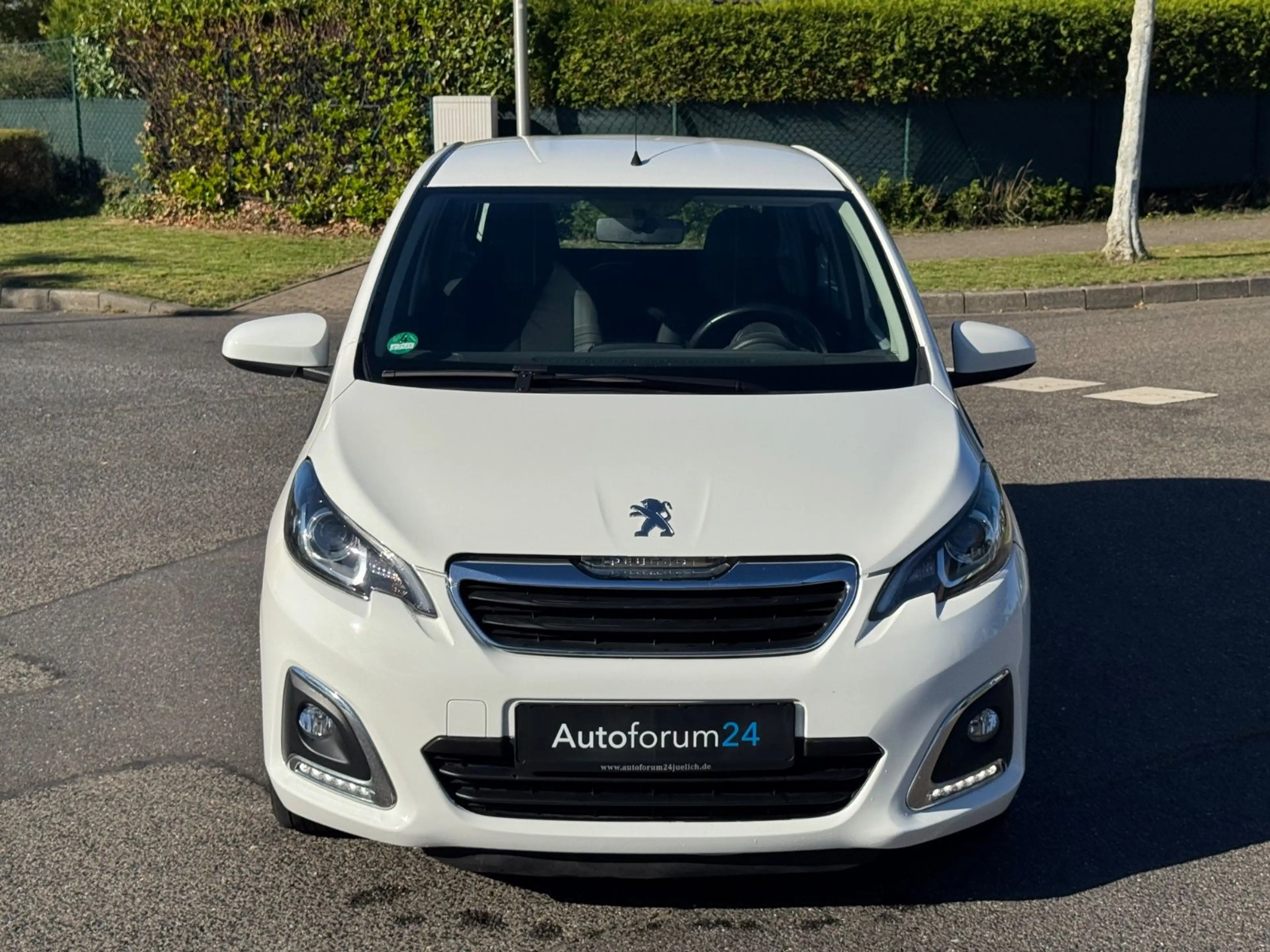 Peugeot 108 Allure *Navi*Klima*Tempomat* — photo 8