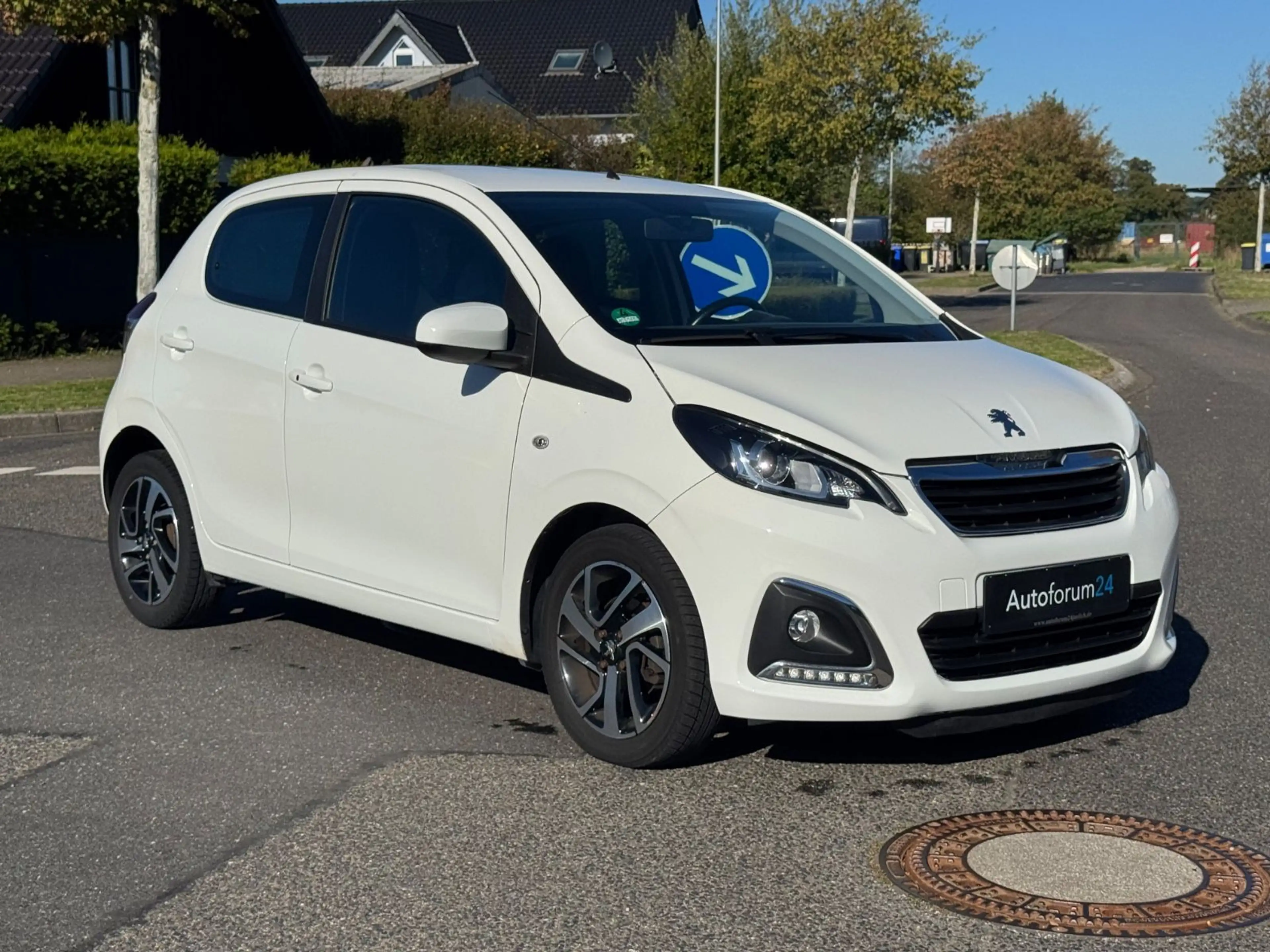 Peugeot 108 Allure *Navi*Klima*Tempomat* — photo 7