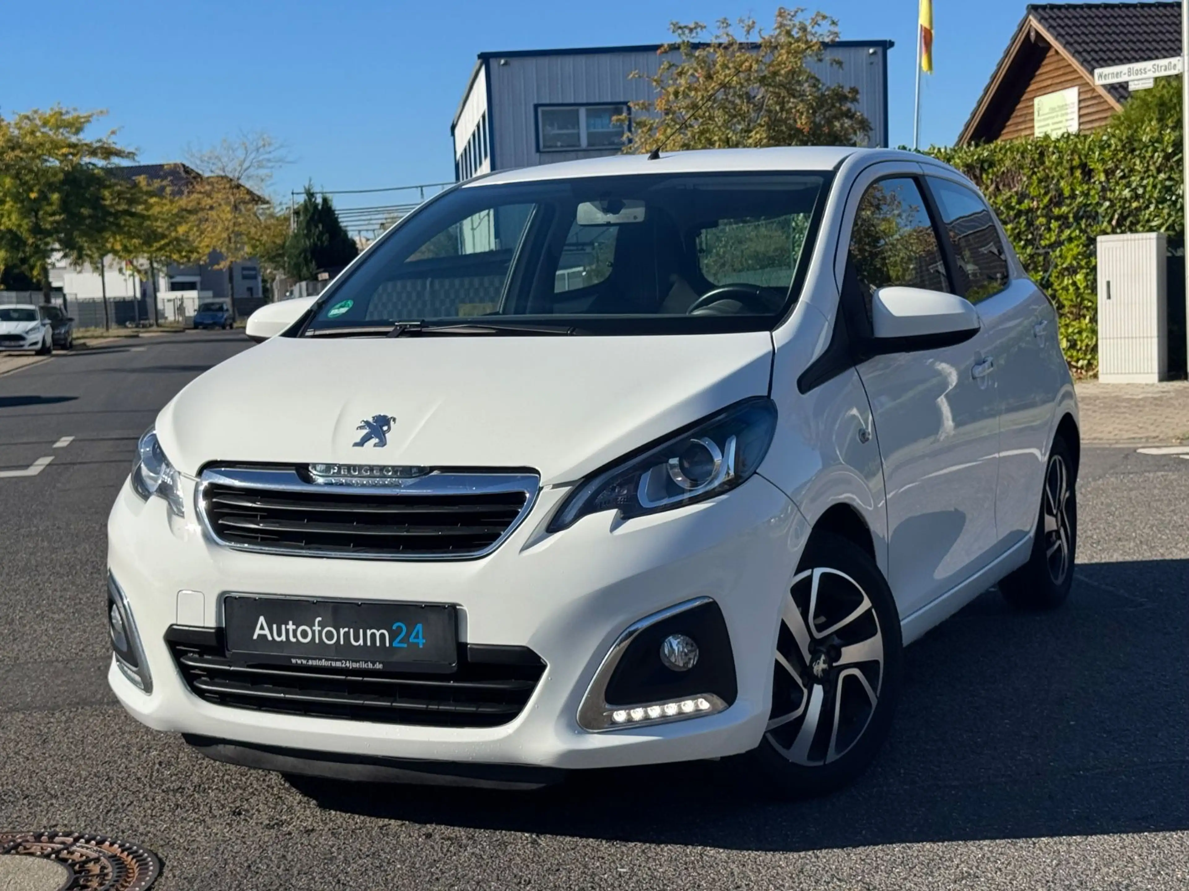 Peugeot 108 Allure *Navi*Klima*Tempomat*