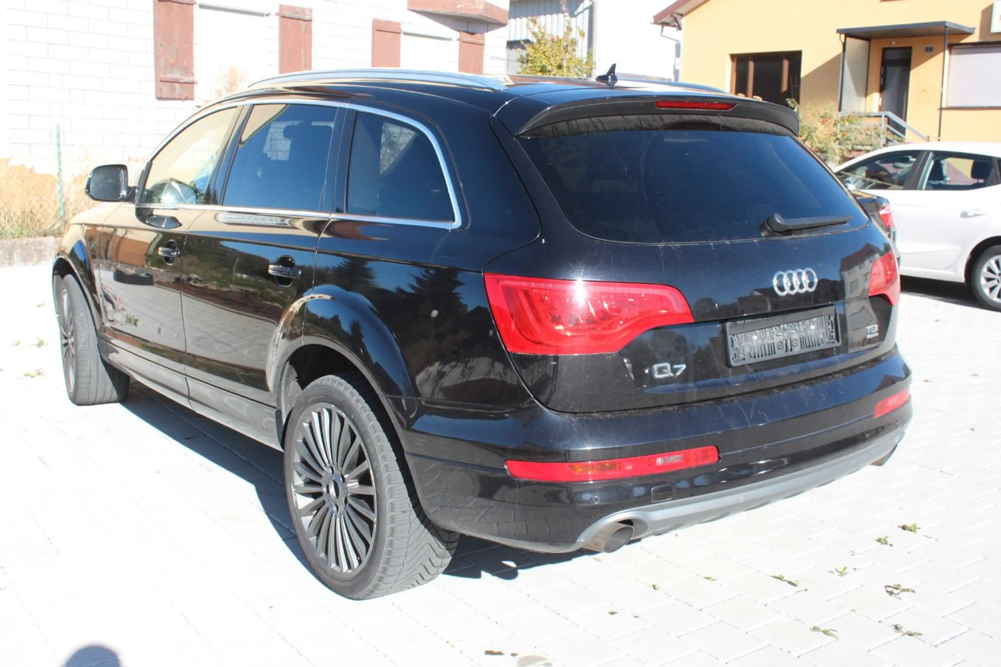 Audi Q7 3.0 TDI quattro — photo 2