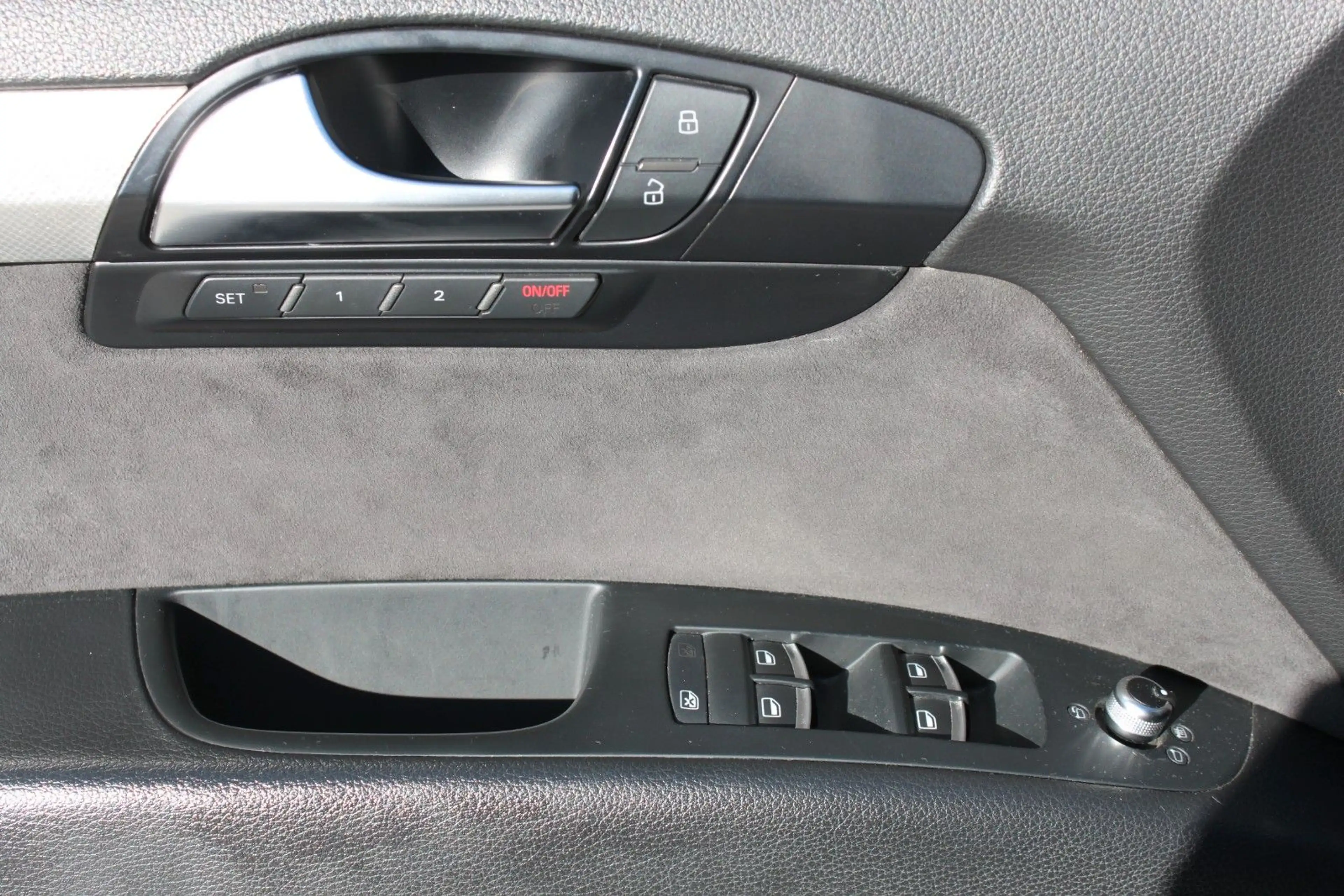 Audi Q7 3.0 TDI quattro — photo 16