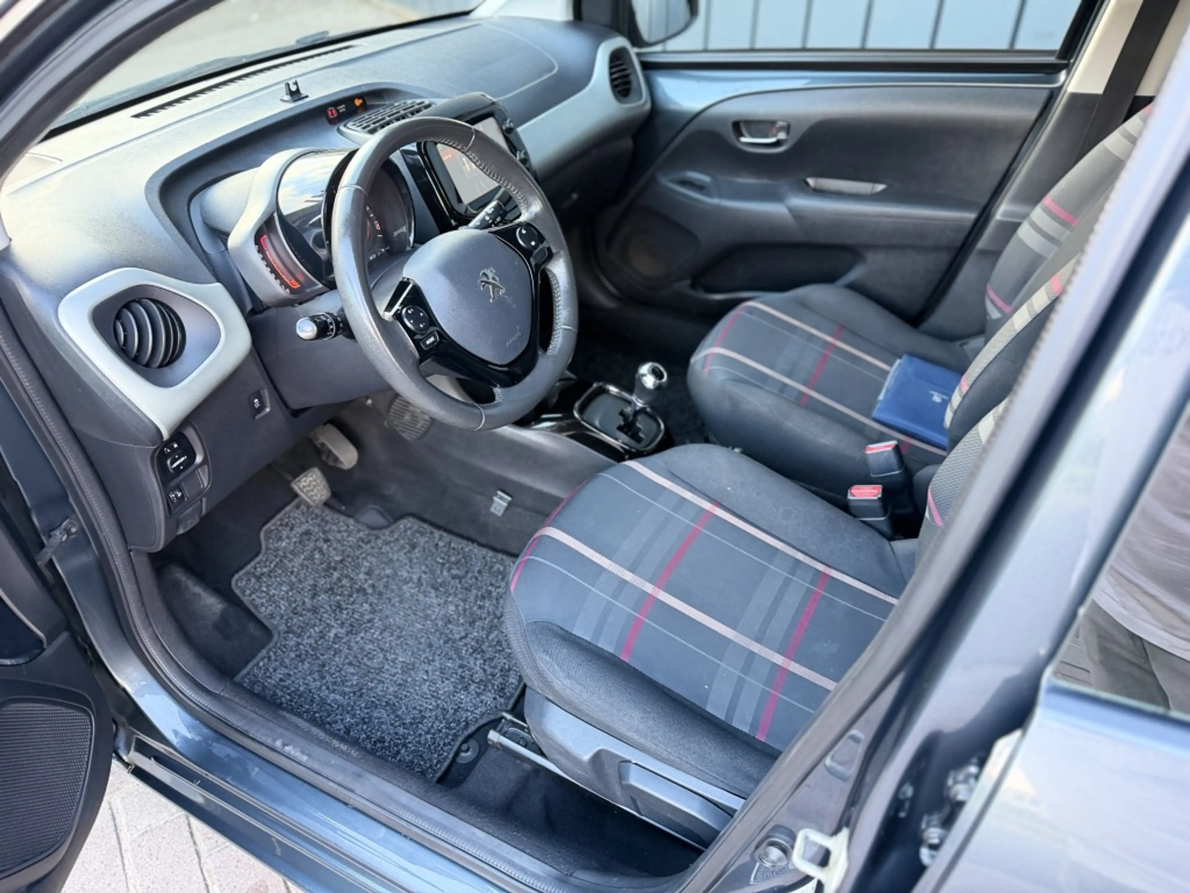 Peugeot 108 1.0 VTi Allure Automaat *Airco* TOPAUTO! — photo 6