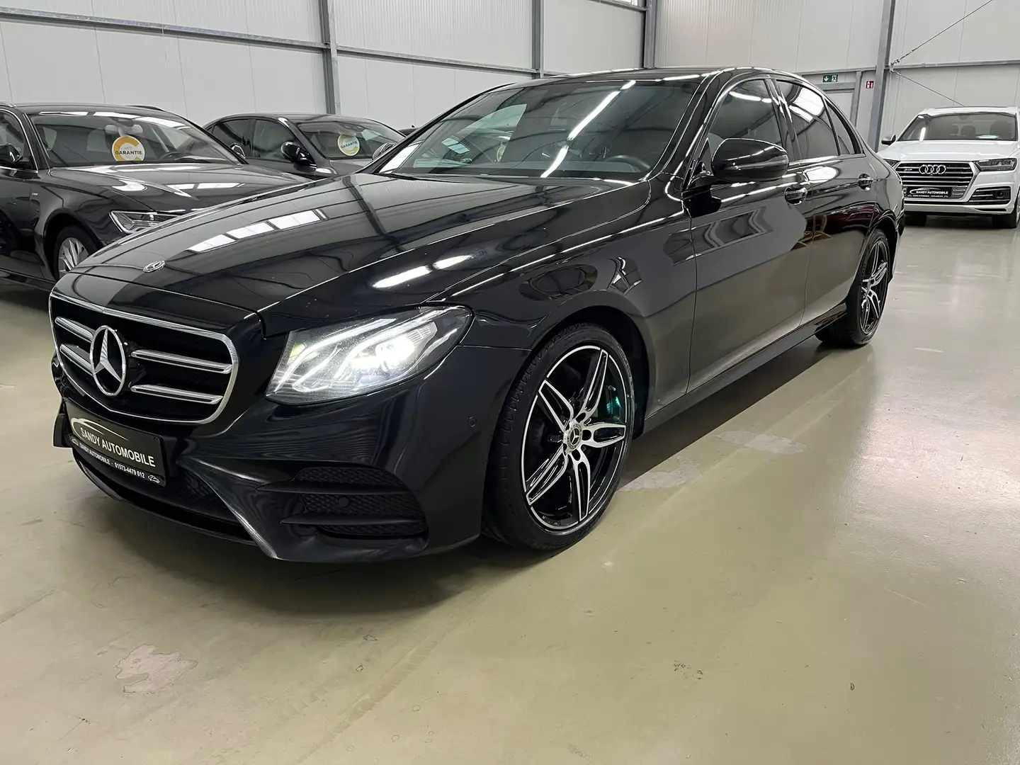Mercedes-Benz E 300 d (213.008)AMG Line Kamera ACC Navi Noir - 1