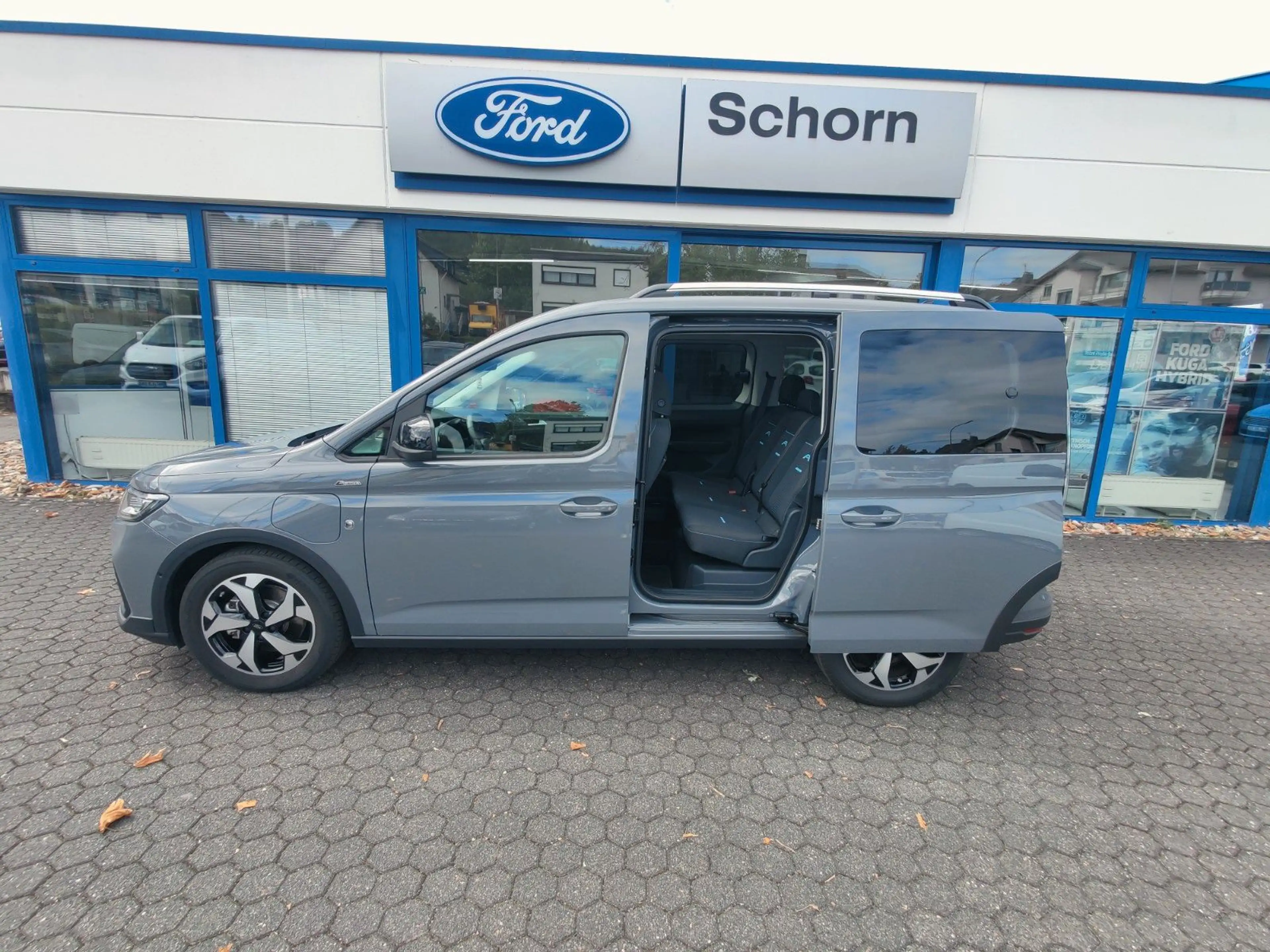Ford Tourneo Connect Active — photo 6