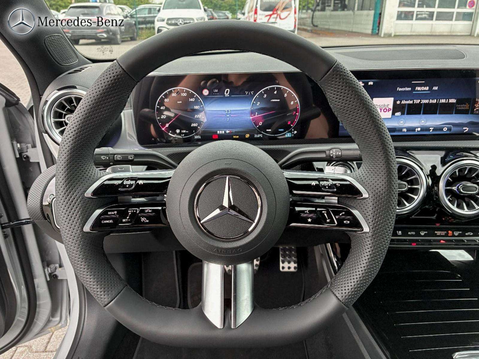 Mercedes-Benz A 180