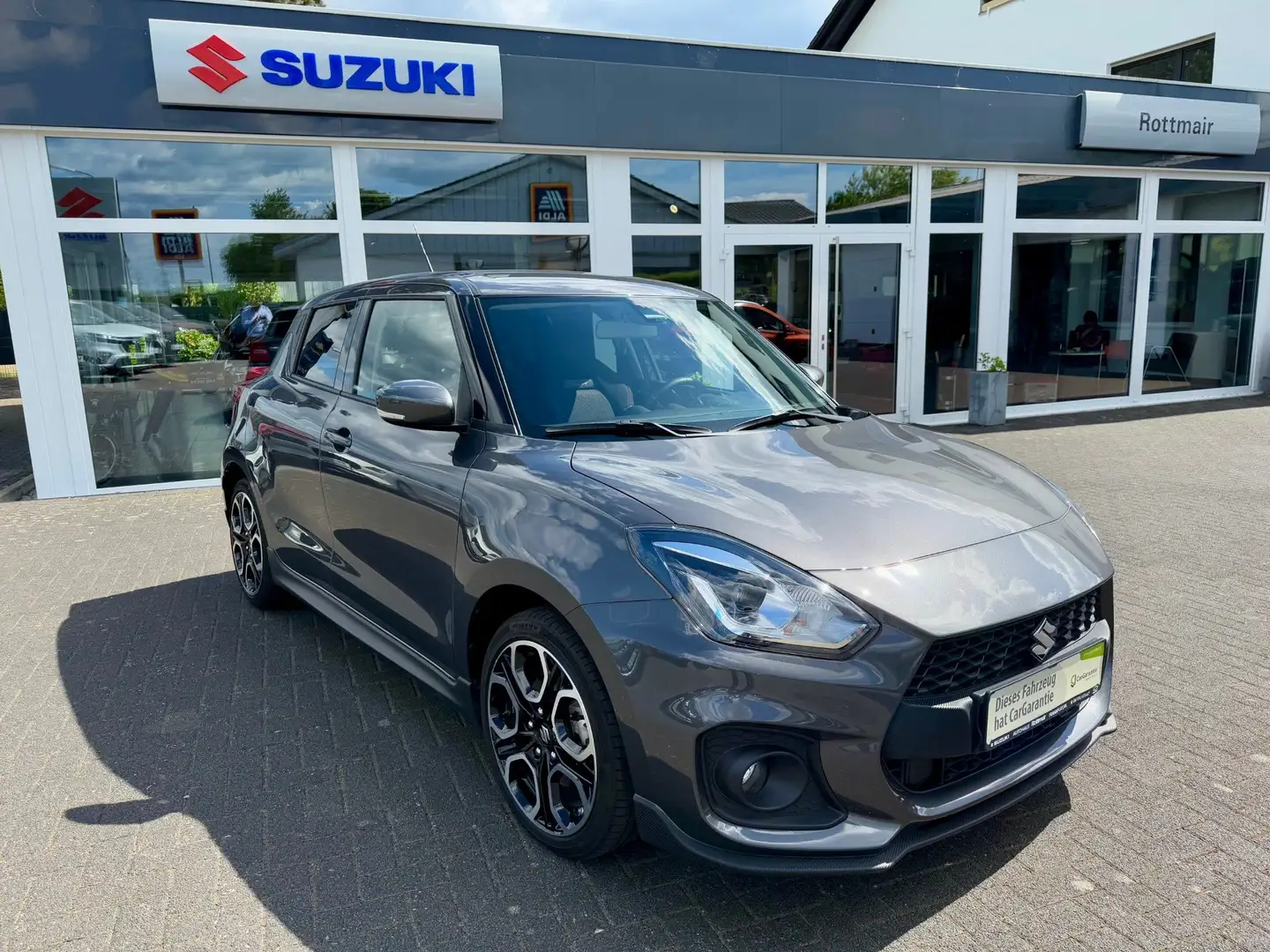 Suzuki Swift Sport 1.4 Boosterjet Hybrid *Inkl. WInterräder* Gris - 1