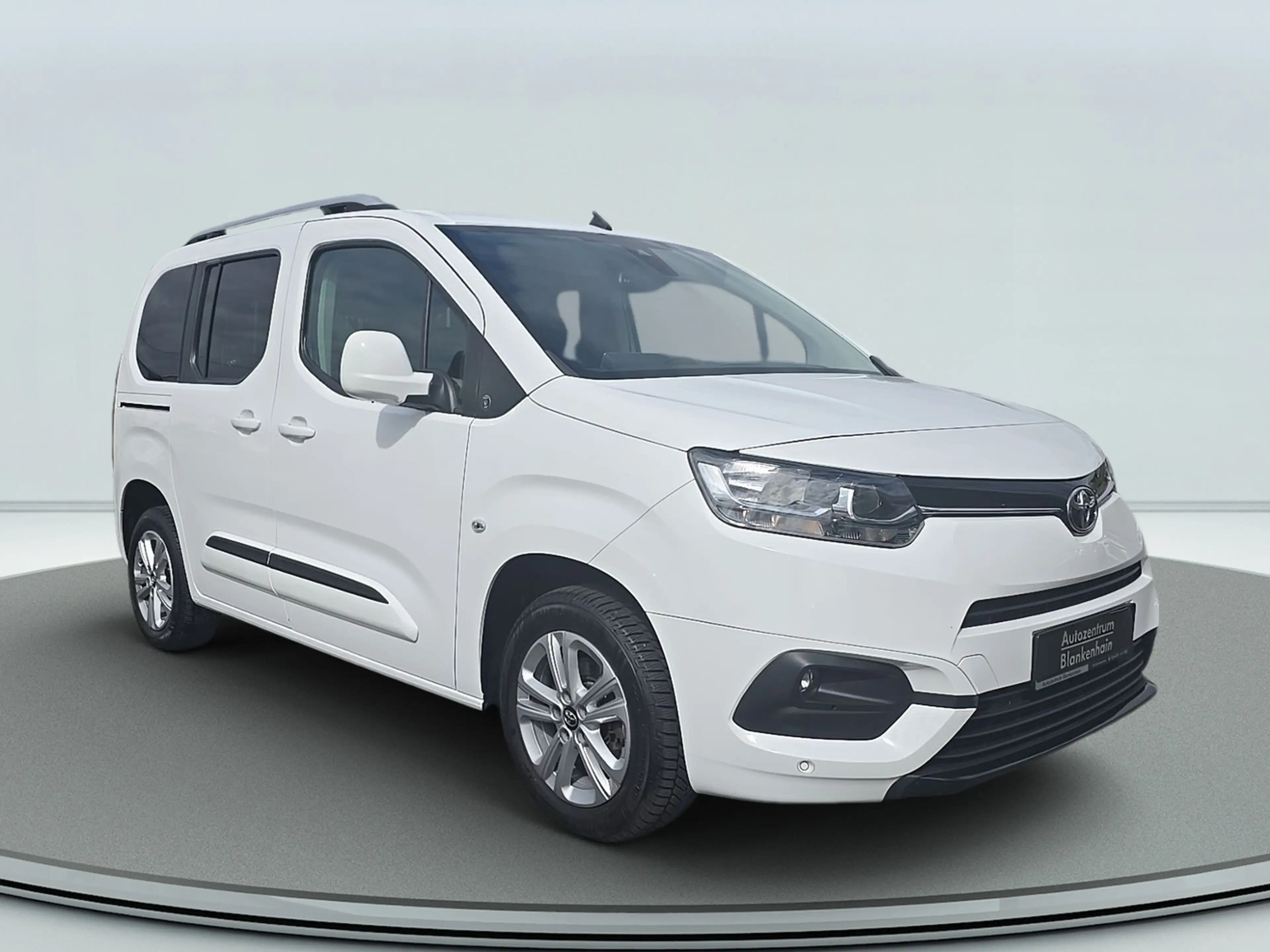 Toyota Proace Verso L1 Team D Klima*Tempomat*AHK — photo 4
