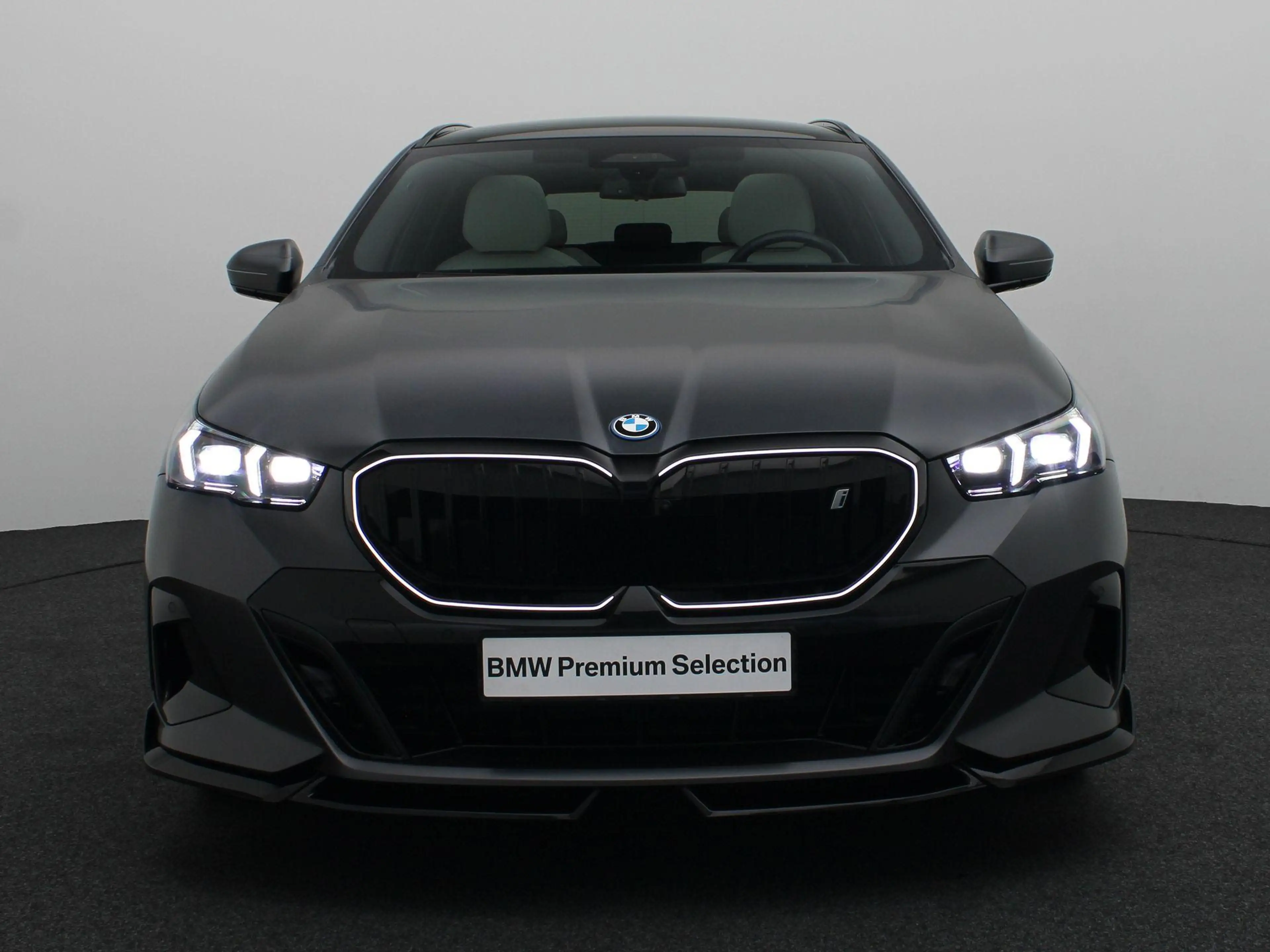 BMW i5 Touring eDrive40 | M Sportpakket Pro | Innovation — photo 3