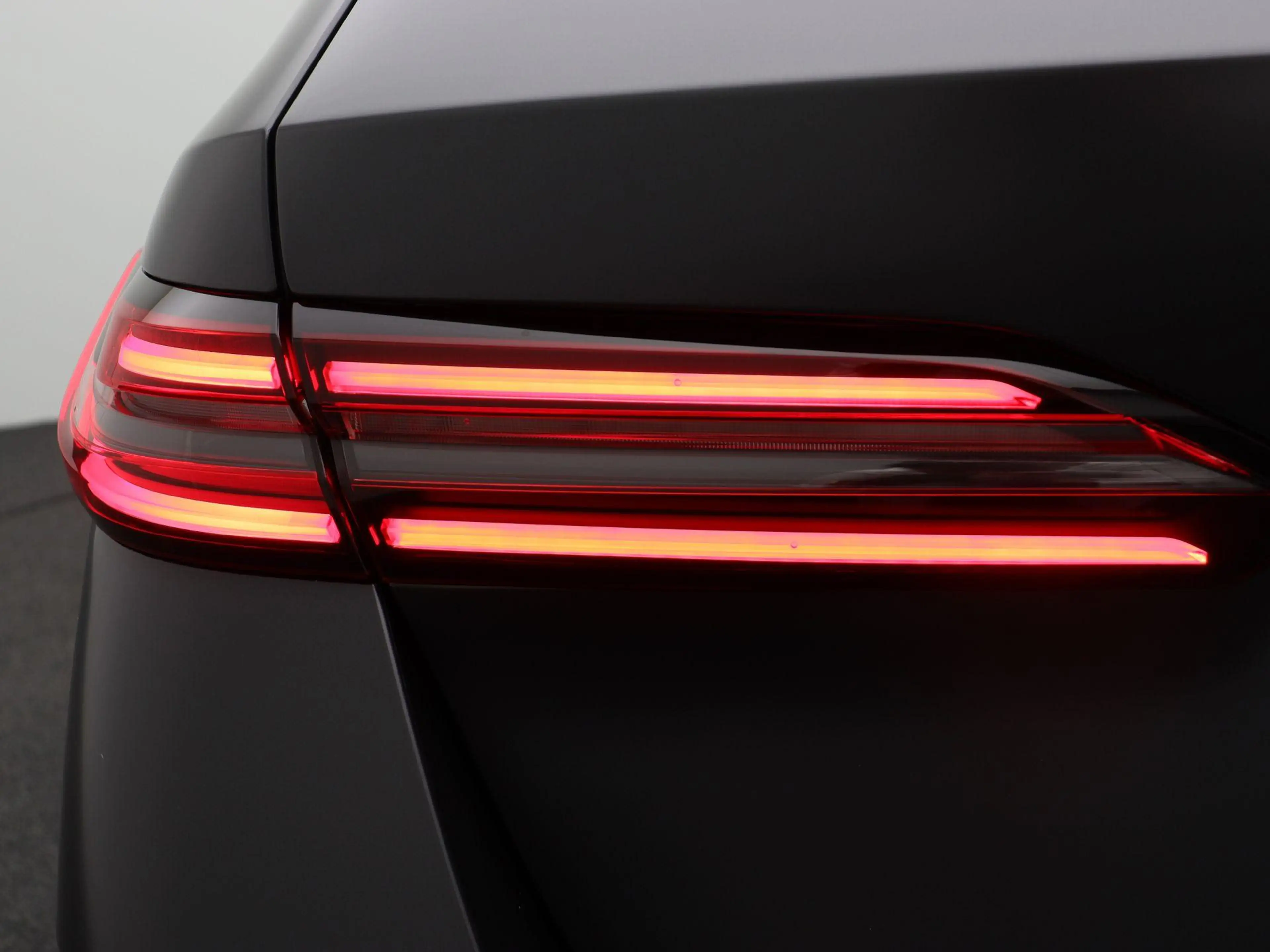 BMW i5 Touring eDrive40 | M Sportpakket Pro | Innovation — photo 10