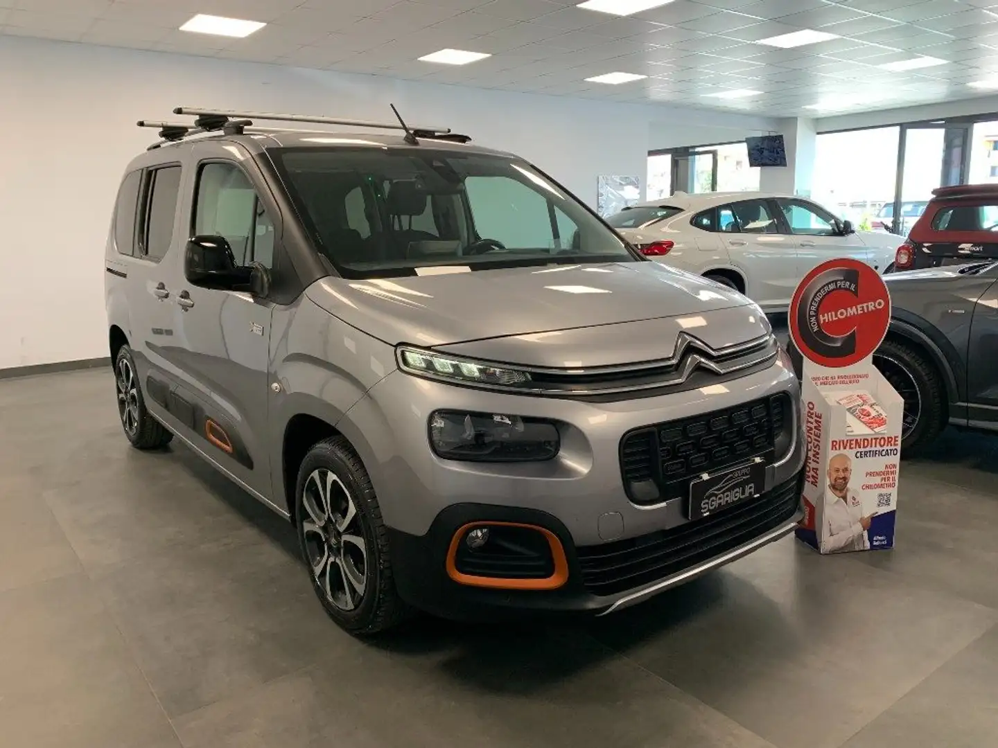 Citroen Berlingo 1.5 Diesel XTR 5 Posti Tetto Panoramico XL Shine Grigio - 1