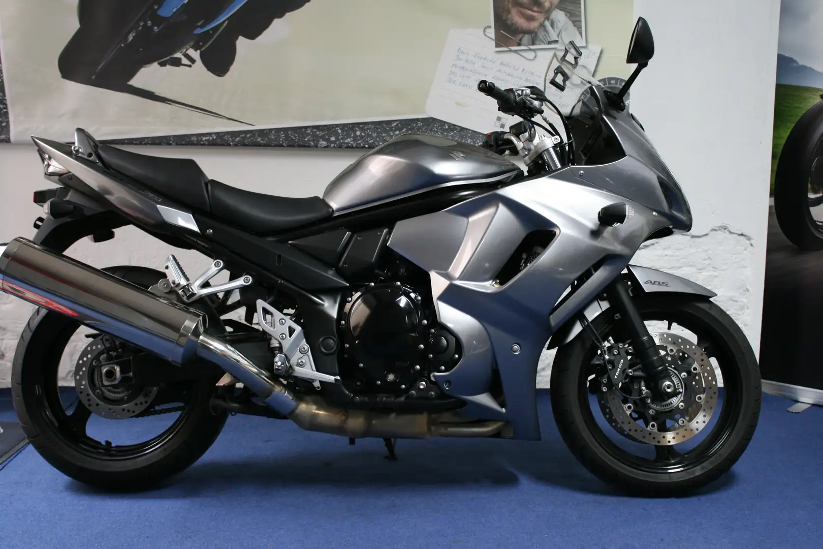 Suzuki GSX 1250 GSX1250FAL0 Silver - 2