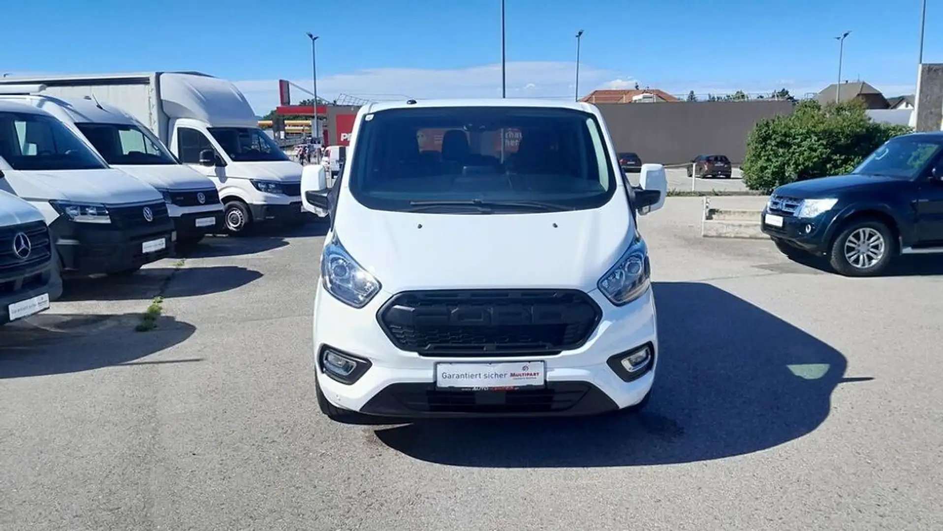 Ford Transit Custom 320 L2 Tourneo Titanium **9Sitzer** Weiß - 2