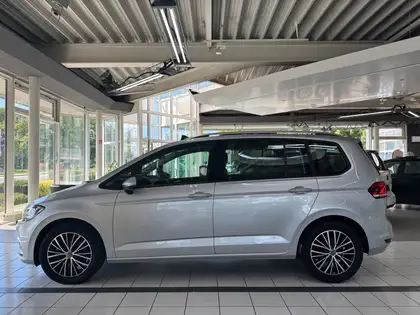 Annonce voiture d'occasion Volkswagen Touran - CARADIZE