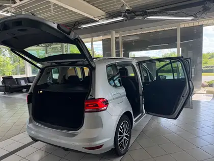 Annonce voiture d'occasion Volkswagen Touran - CARADIZE