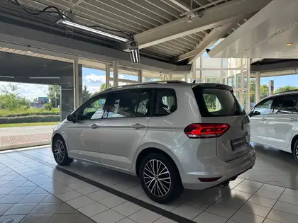 Annonce voiture d'occasion Volkswagen Touran - CARADIZE