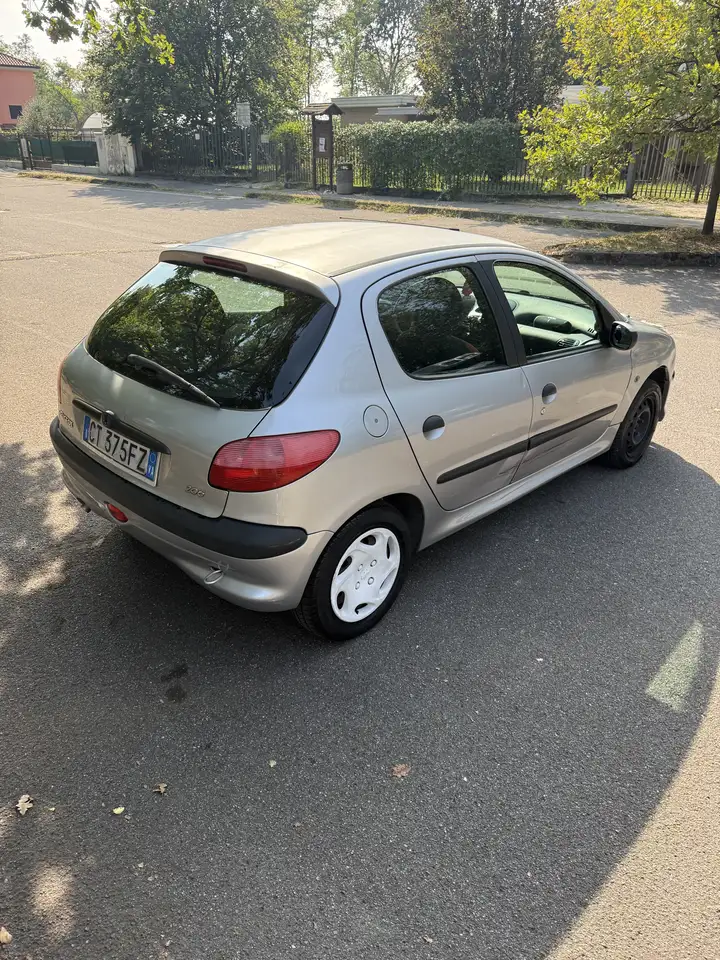 Peugeot 206 5p 1.1 XR, foto 4