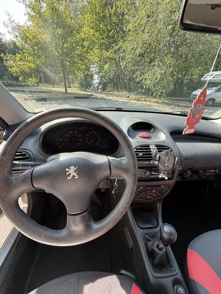 Peugeot 206 5p 1.1 XR, foto 10