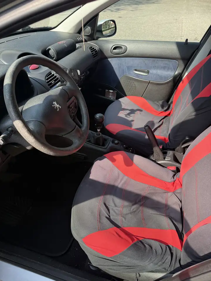 Peugeot 206 5p 1.1 XR, foto 9